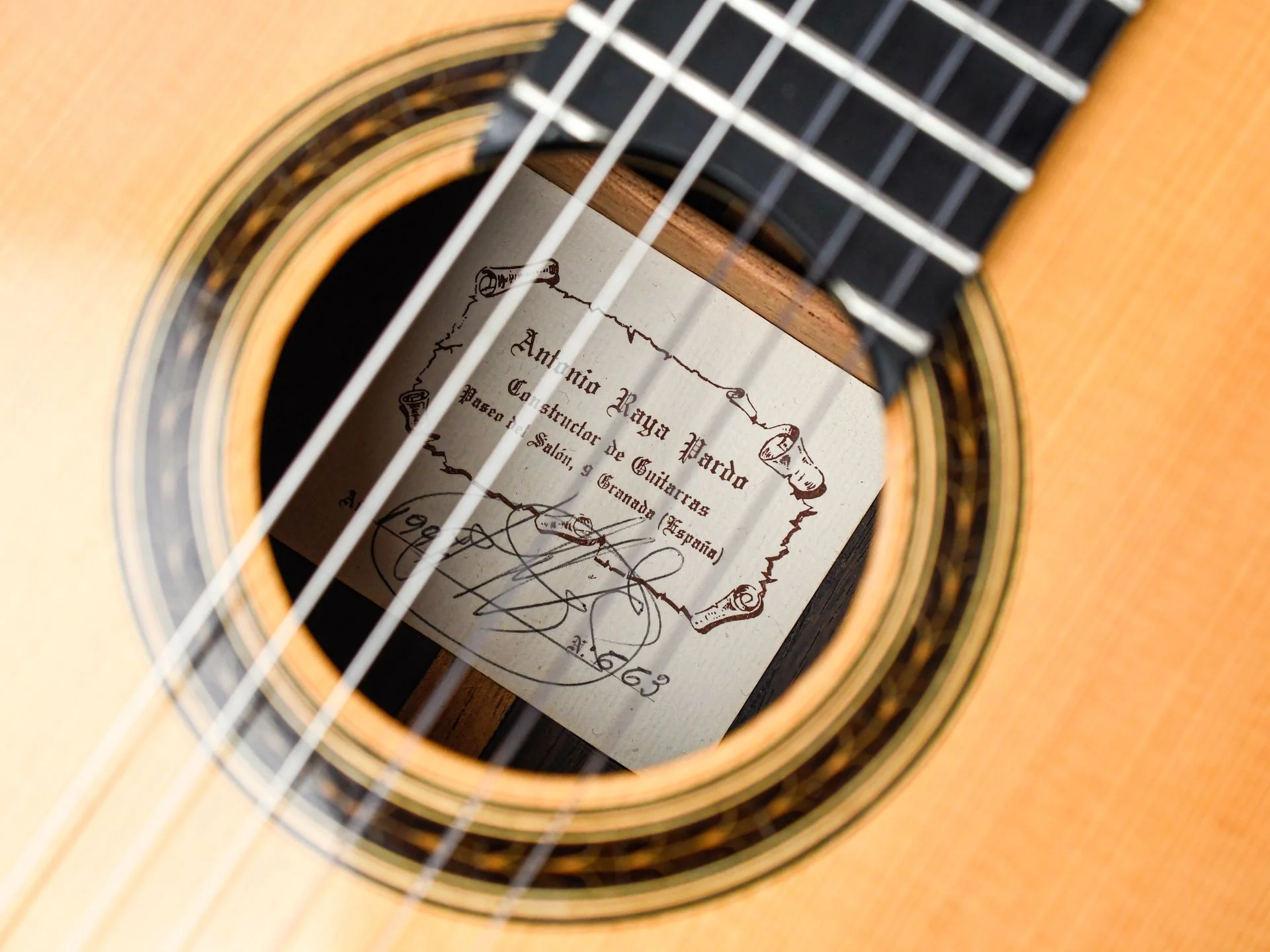Antonio Raya Pardo Concert Spruce Rosewood 1997 - Image 12