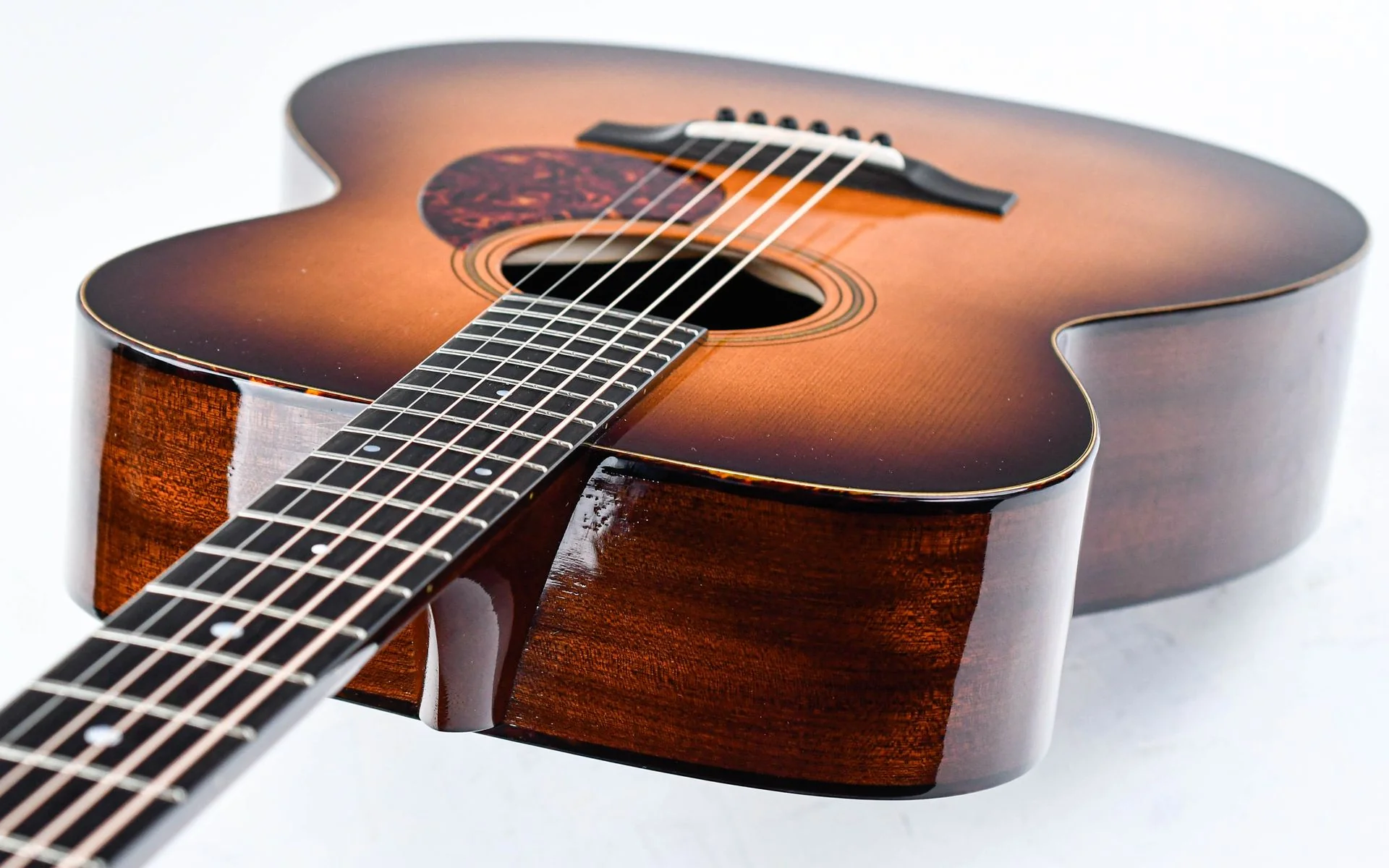 Atkin Essential OM Sunburst Aged - Image 10