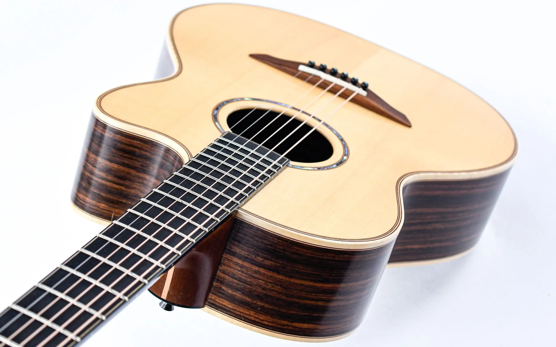 Avalon S6-325c Madagscar Rosewood Spruce Used - Image 10