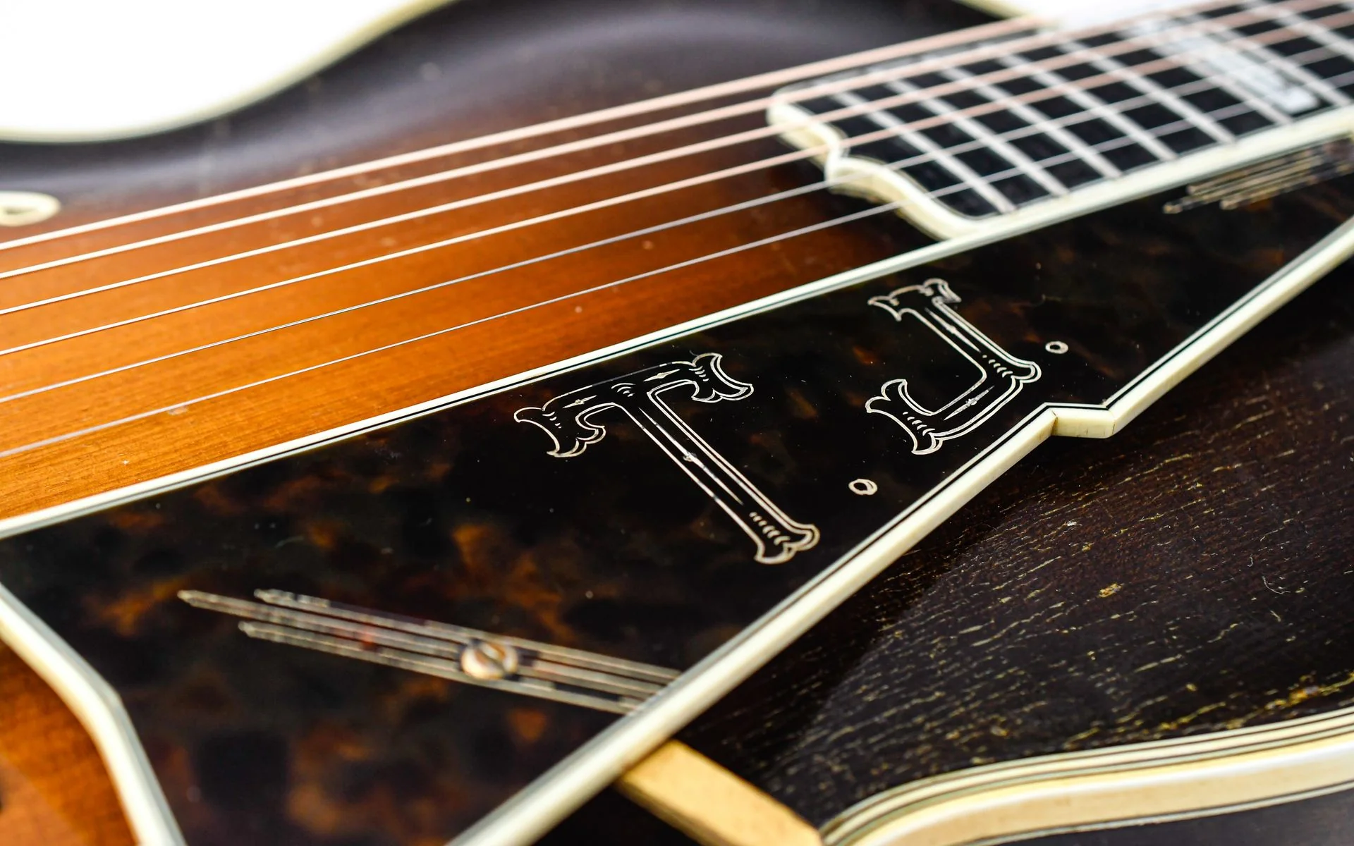 D'Angelico Excel T.J. Sunburst 1937 - Image 12