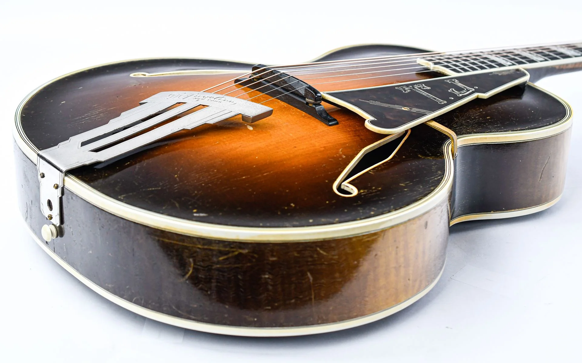 D'Angelico Excel T.J. Sunburst 1937 - Image 13