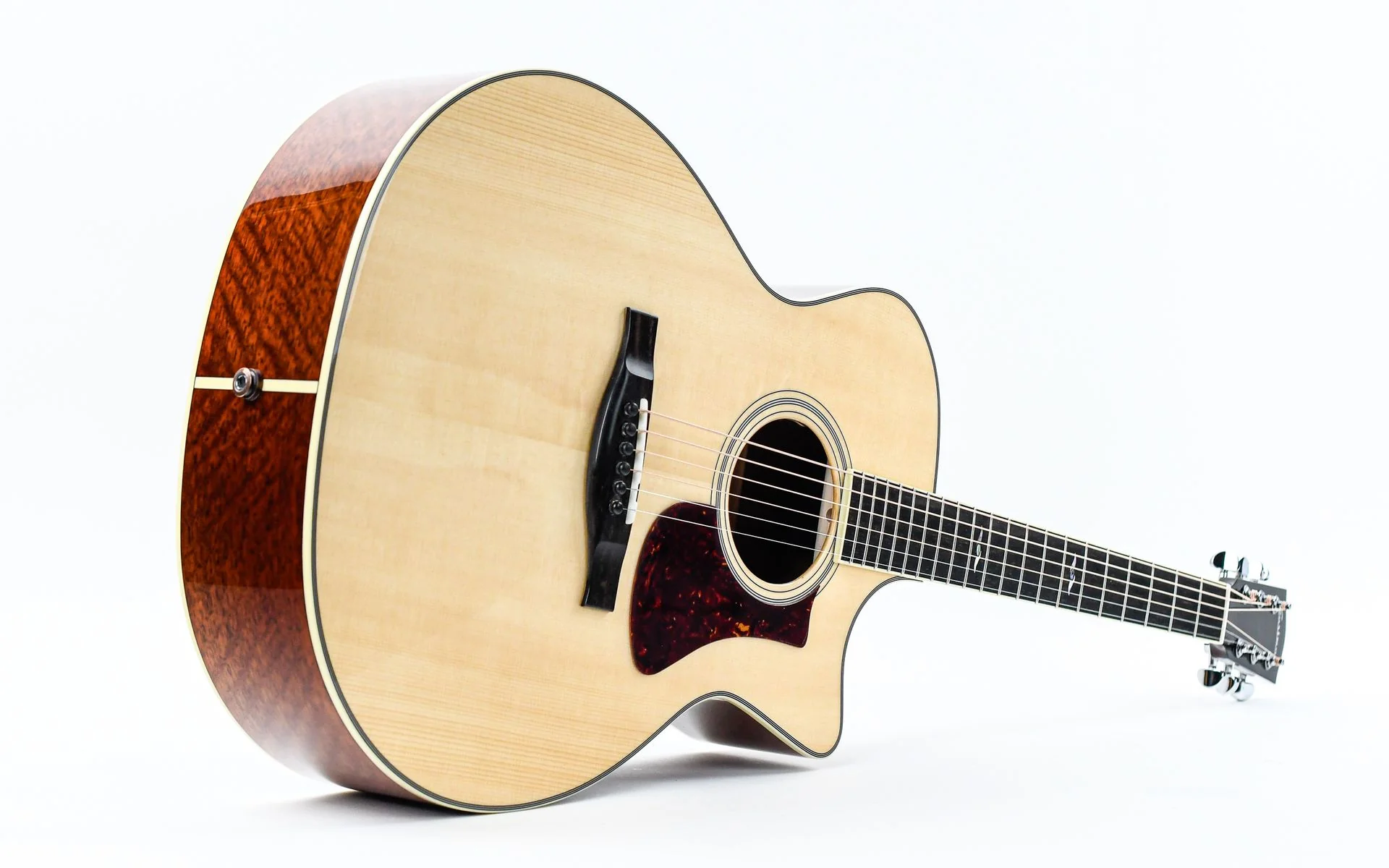 Eastman AC322CE - Image 11