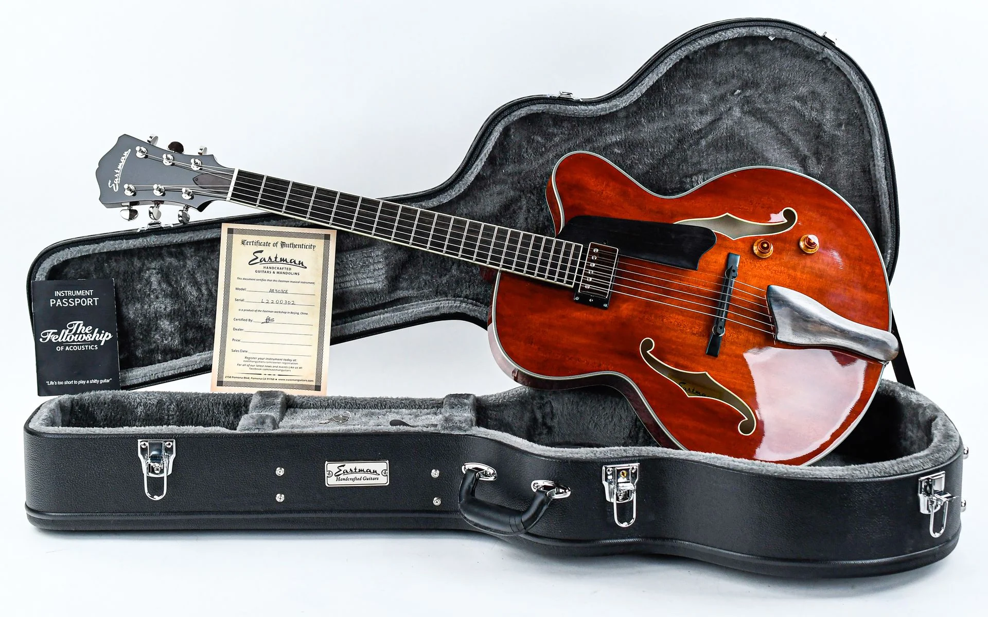 Eastman AR503CE Classic Archtop - Image 3