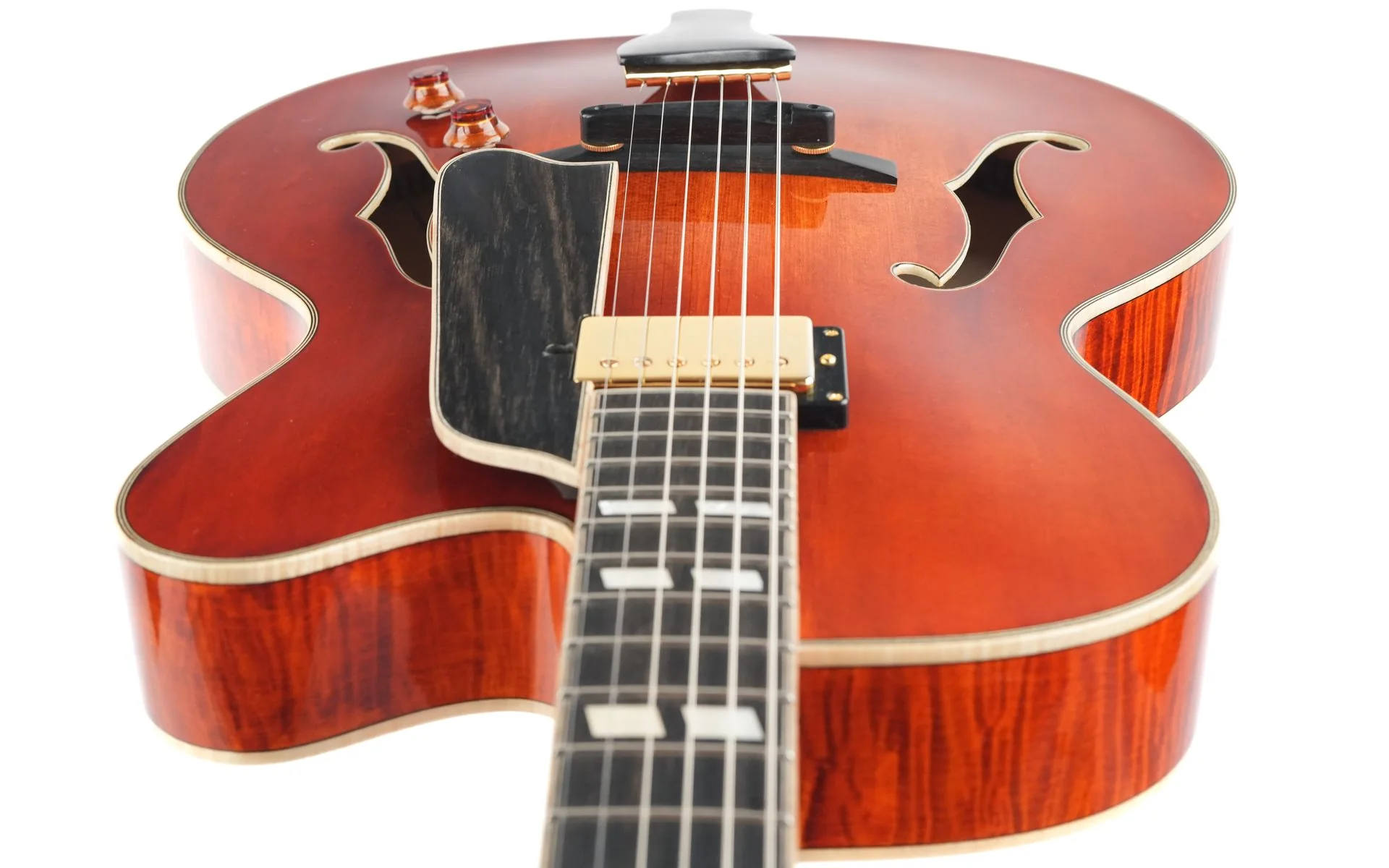 Eastman AR580CE Honeyburst - Image 12