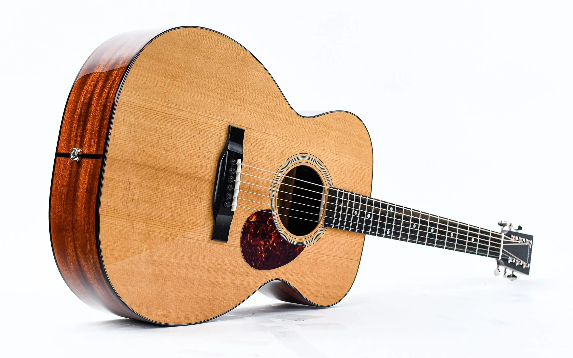Eastman E1OM Deluxe - Image 12