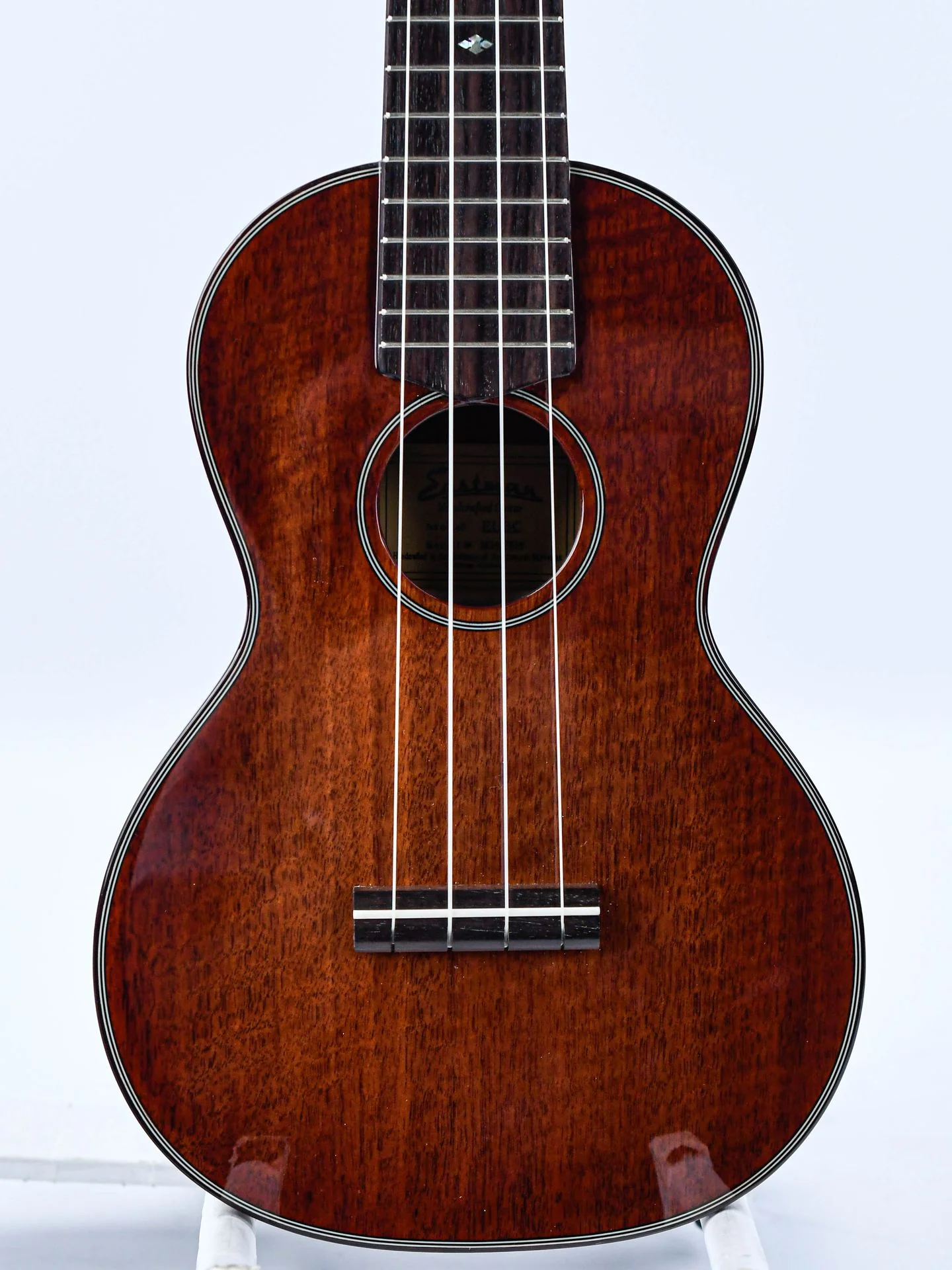 Eastman EU3C Concert Ukulele - Image 5