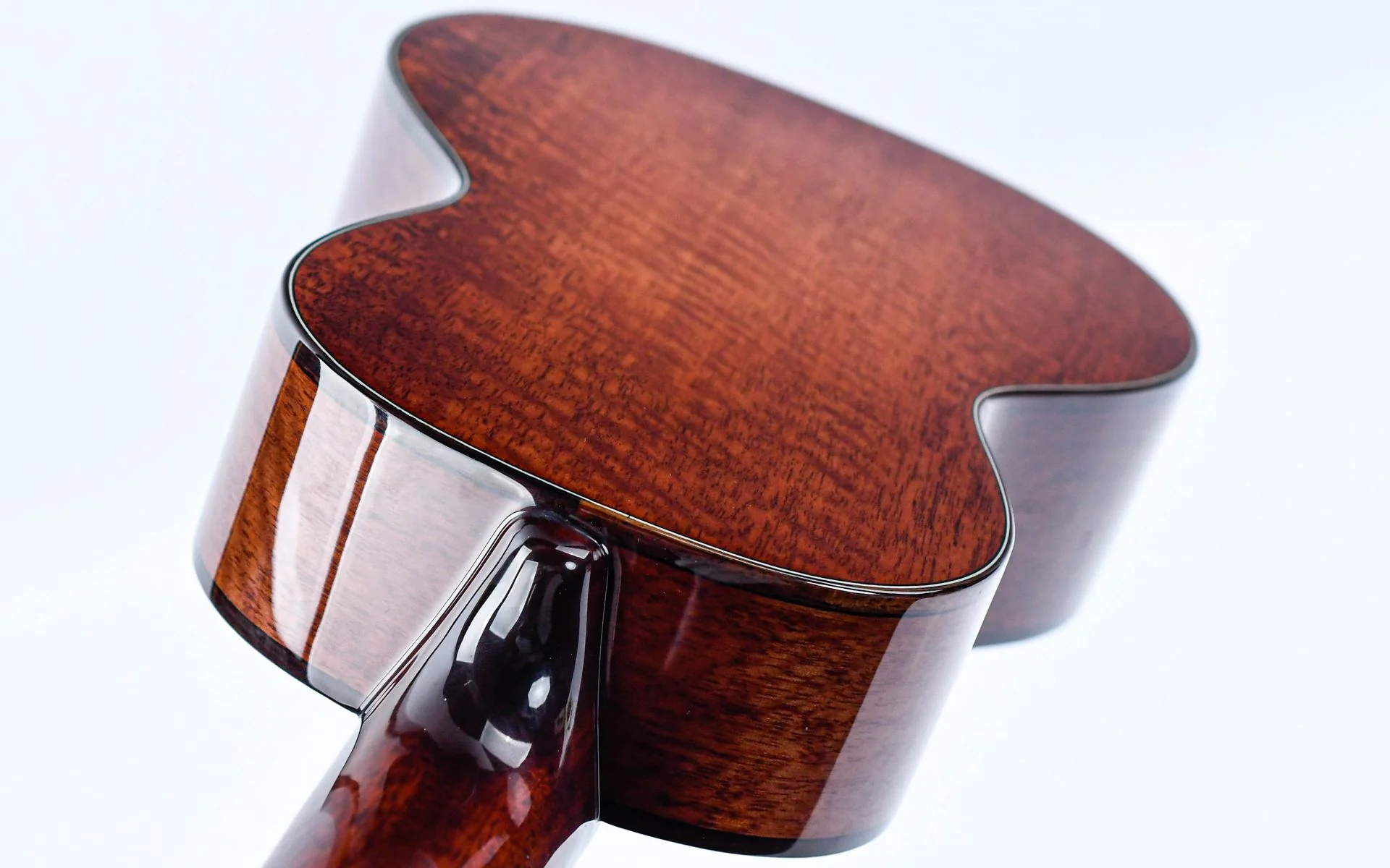 Eastman EU3C Concert Ukulele - Image 9