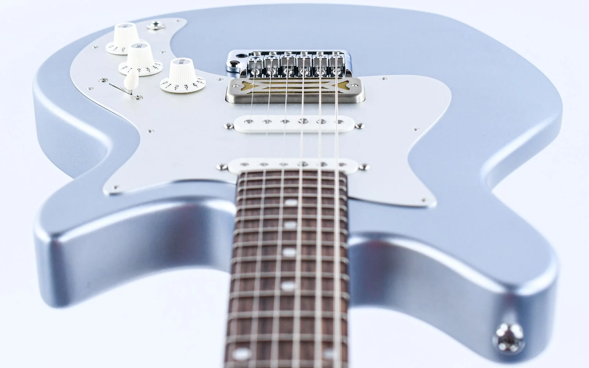 Eastman FullerTone DC 62 Ice Blue Metallic - Image 12