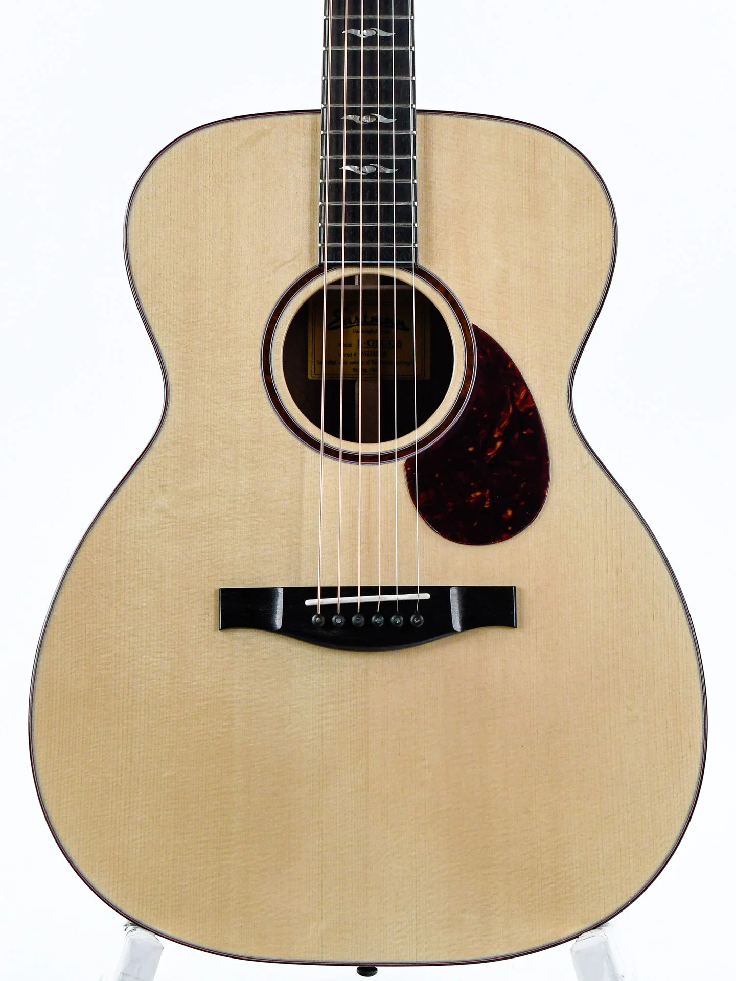 Eastman Luthier OM Quilted Sapele European Spruce - Image 5