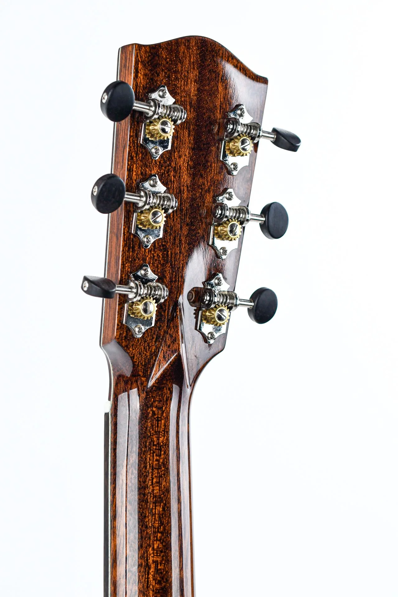 Eastman Luthier OM Quilted Sapele European Spruce - Image 6