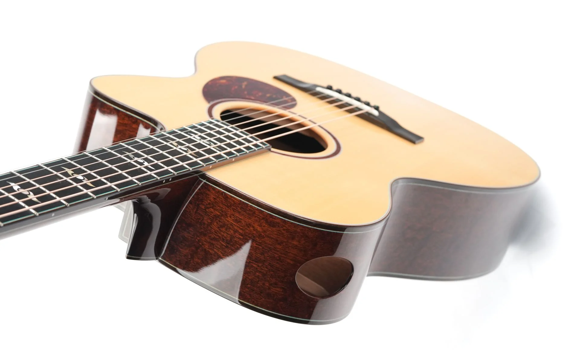 Eastman Luthier OMCE Quilted Sapele 2023 - Image 10