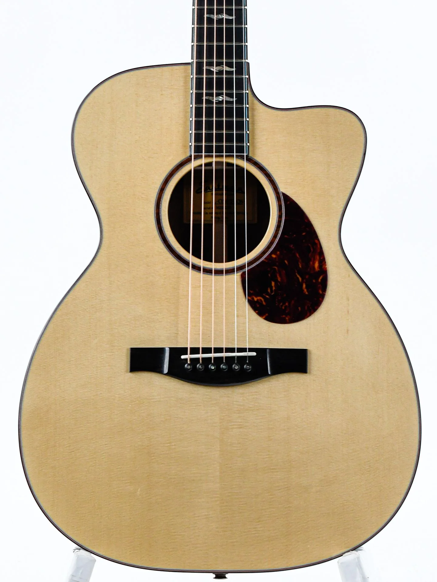 Eastman Luthier OMCE Quilted Sapele European Spruce - Image 5