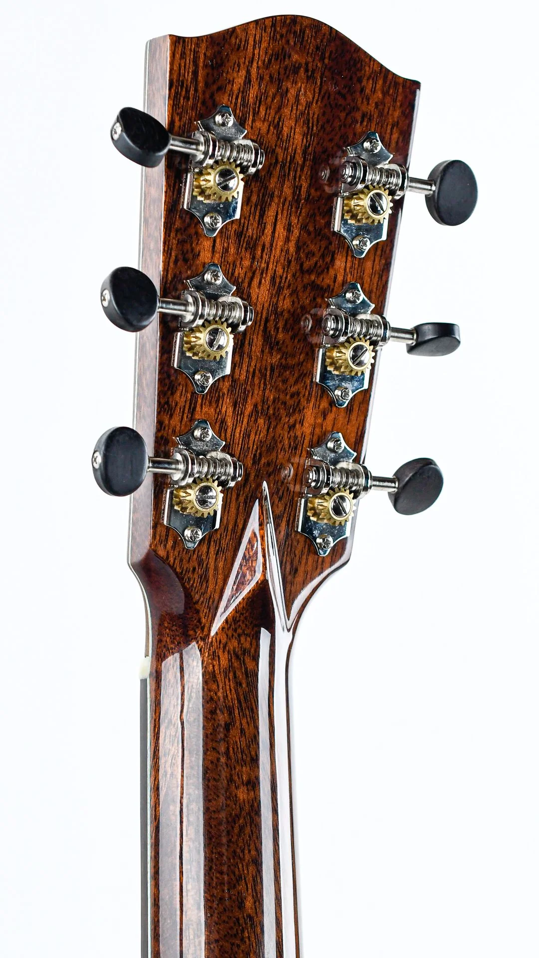 Eastman Luthier OMCE Quilted Sapele European Spruce - Image 6