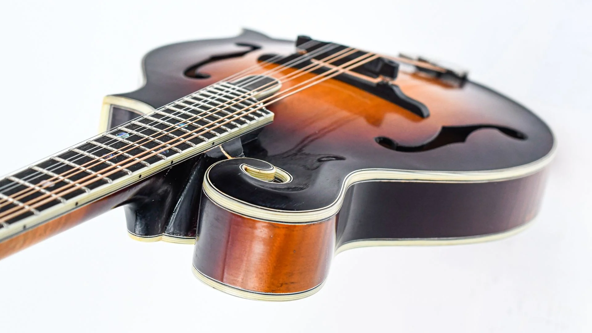 Eastman MD815/V-SB Sunburst - Image 10