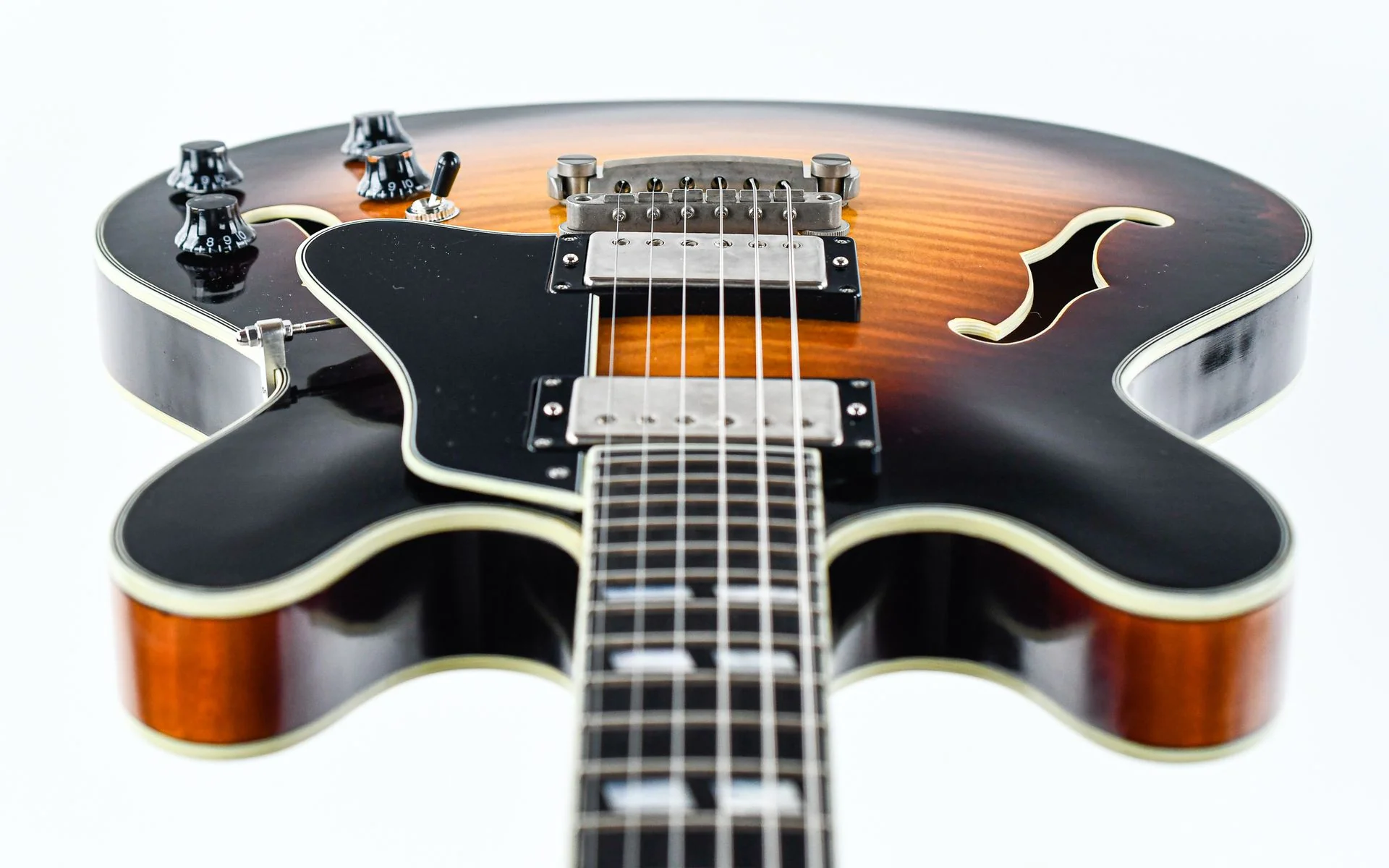 Eastman T59/v Antique Varnish Sunburst - Image 12
