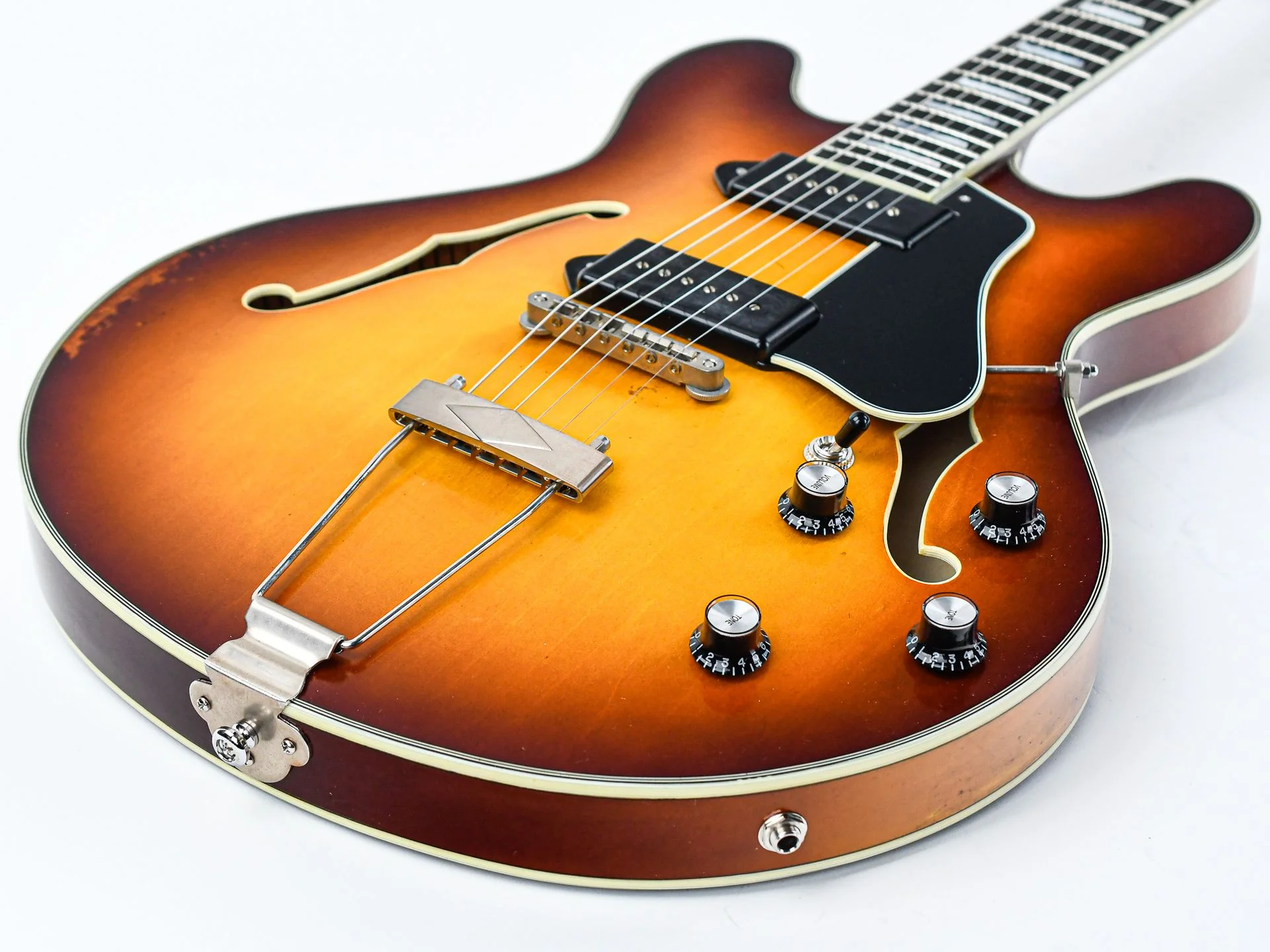 Eastman T64/v-T Goldburst - Image 11