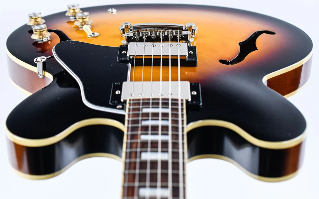 Epiphone Inspired by Gibson Custom 1962 ES335 Reissue Vintage Burst - Image 12