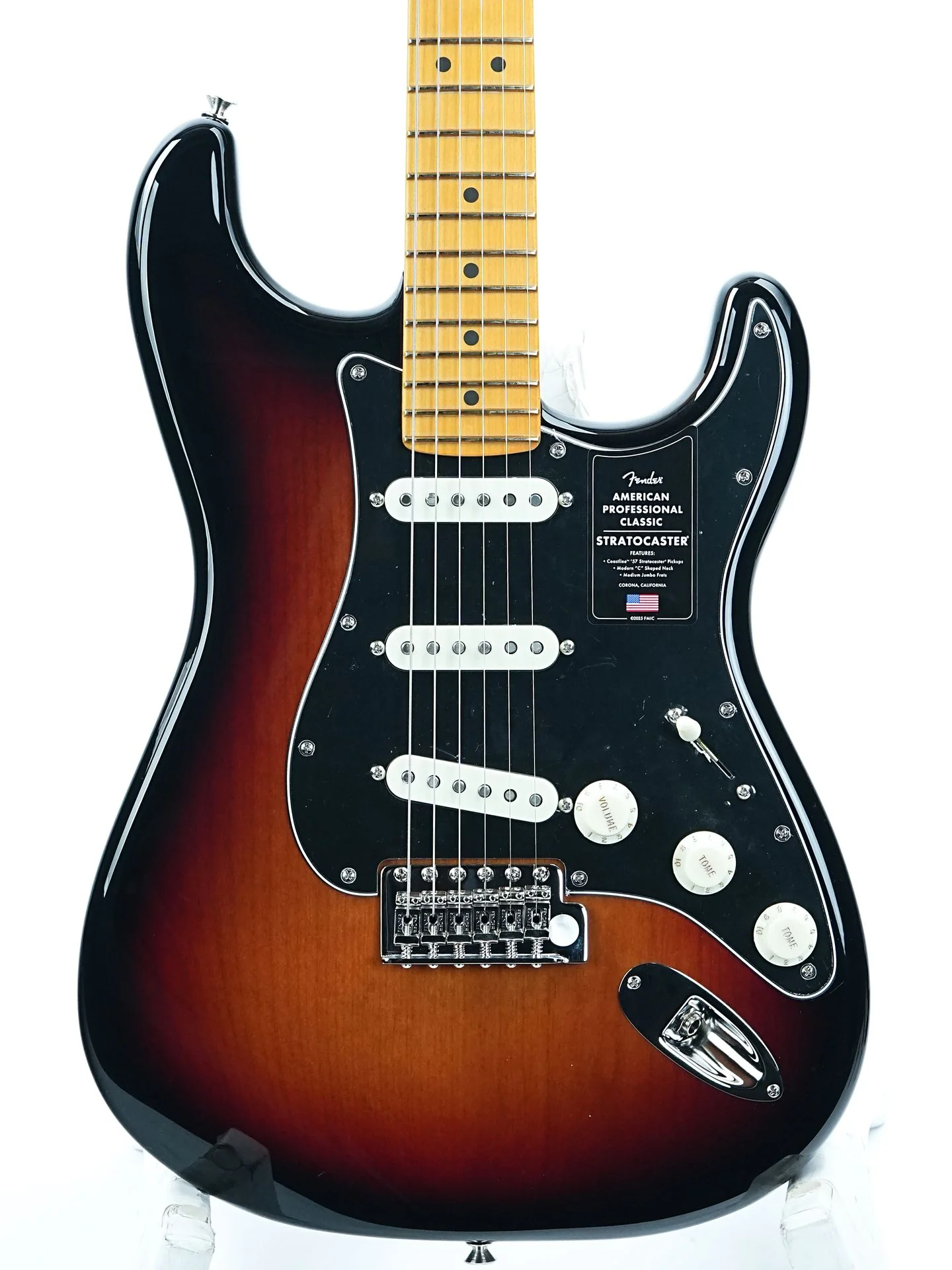 Fender American Professional Classic Stratocaster 3 Color Sunburst - Image 5