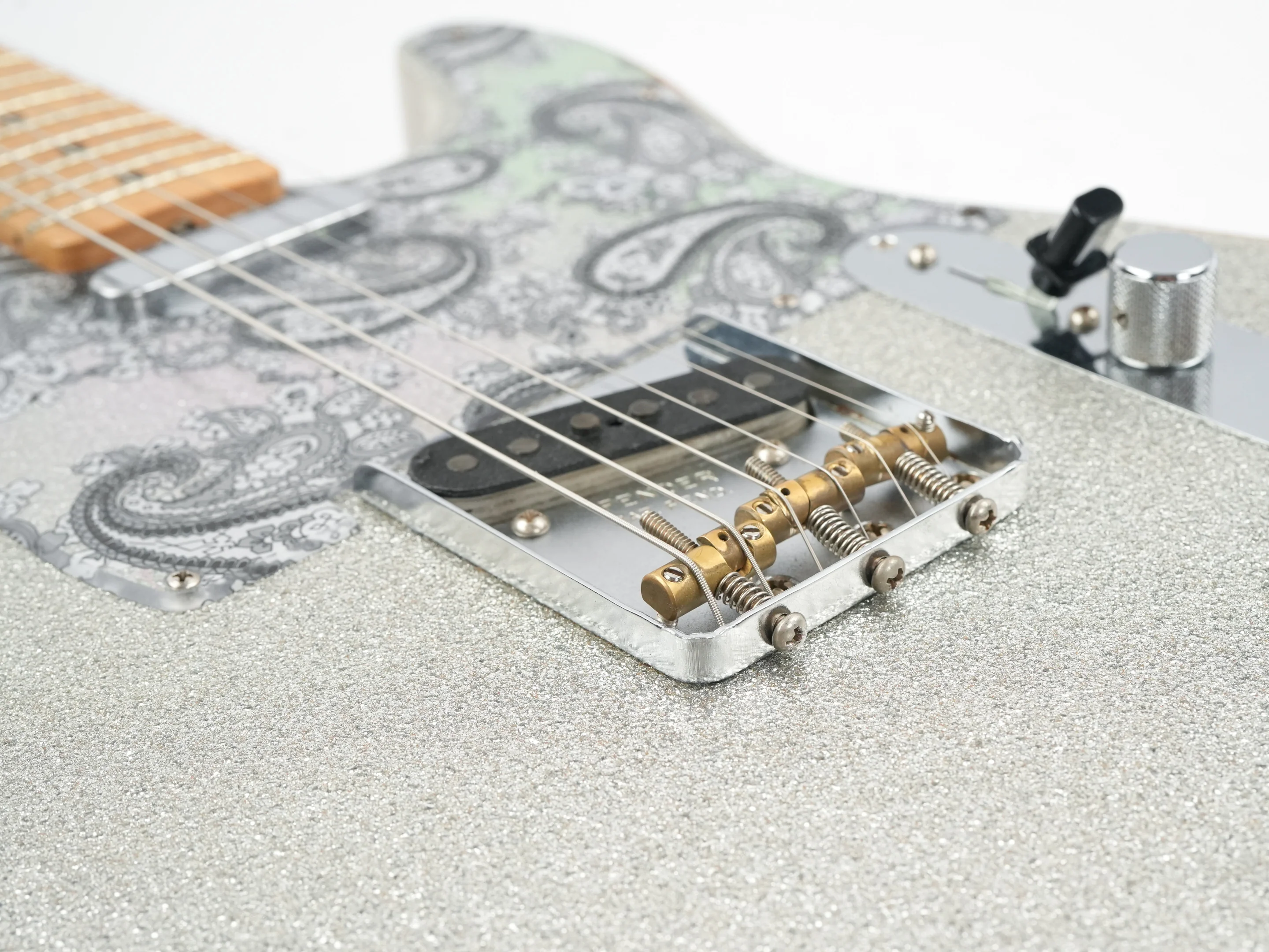 Fender Brad Paisley Road Worn Telecaster Silver Sparkle 2017 - Image 7