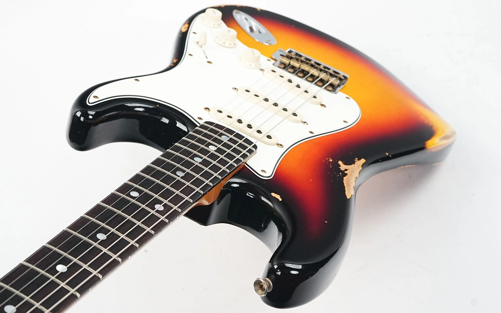 Fender Custom Shop 1965 Stratocaster 3 Color Sunburst Heavy Relic 2025 - Image 10