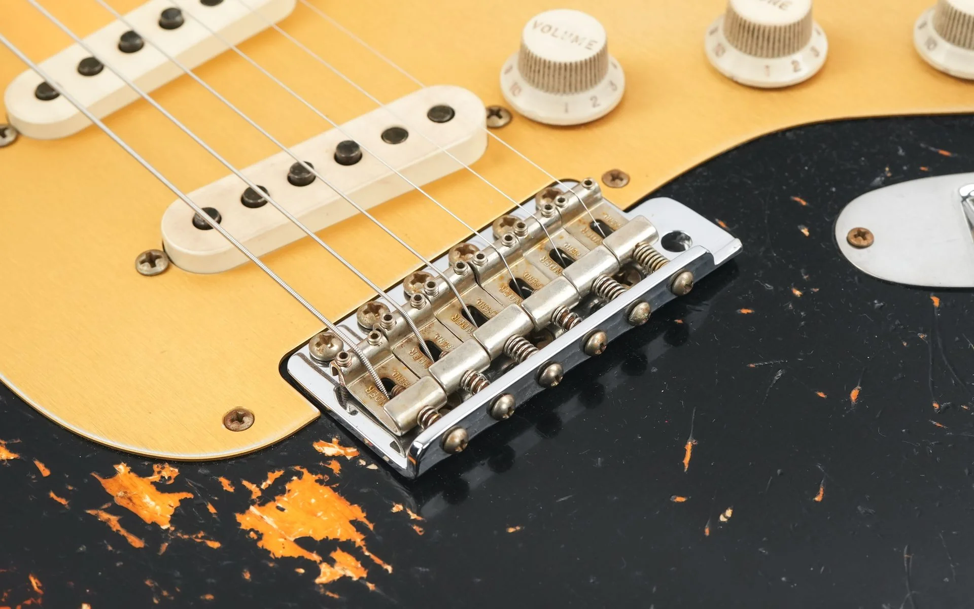 Fender Custom Shop 50's Stratocaster Dennis Galuszka Masterbuilt Black over Violin Burst Heavy Relic - Image 7