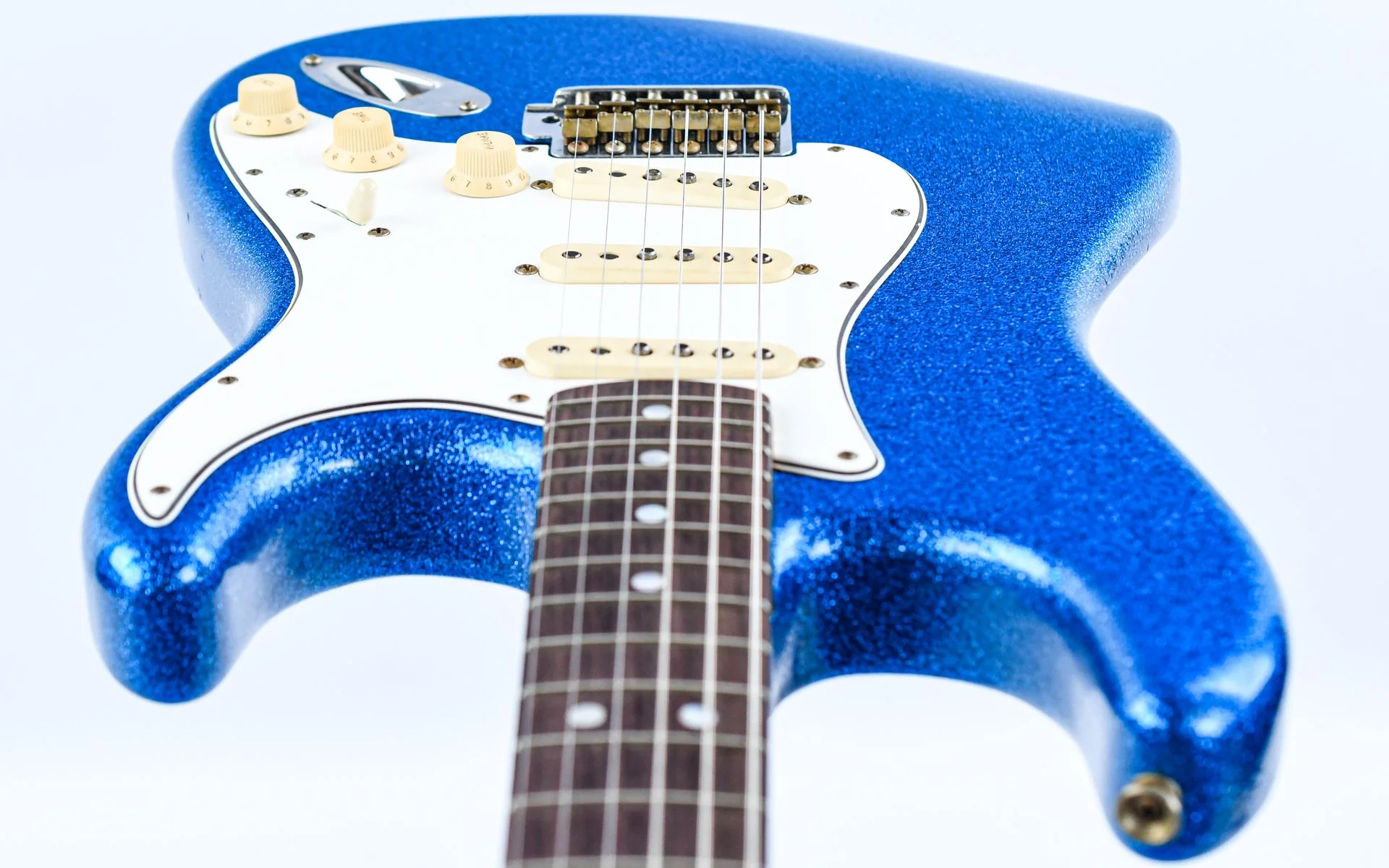 Fender Custom Shop '65 Stratocaster Blue Sparkle Journeyman Relic - Image 12