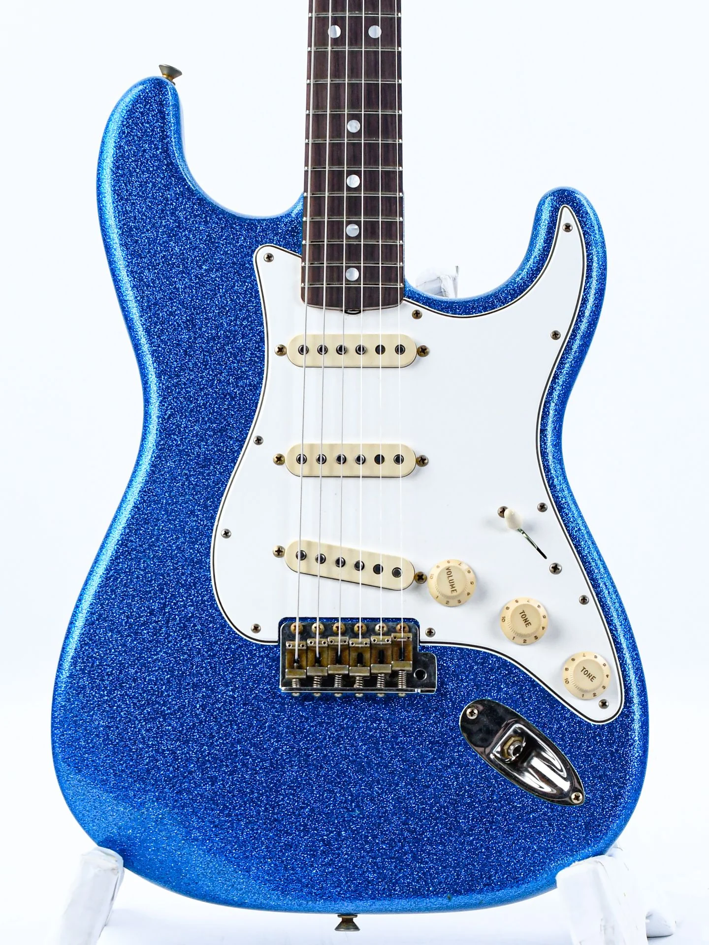 Fender Custom Shop '65 Stratocaster Blue Sparkle Journeyman Relic - Image 5