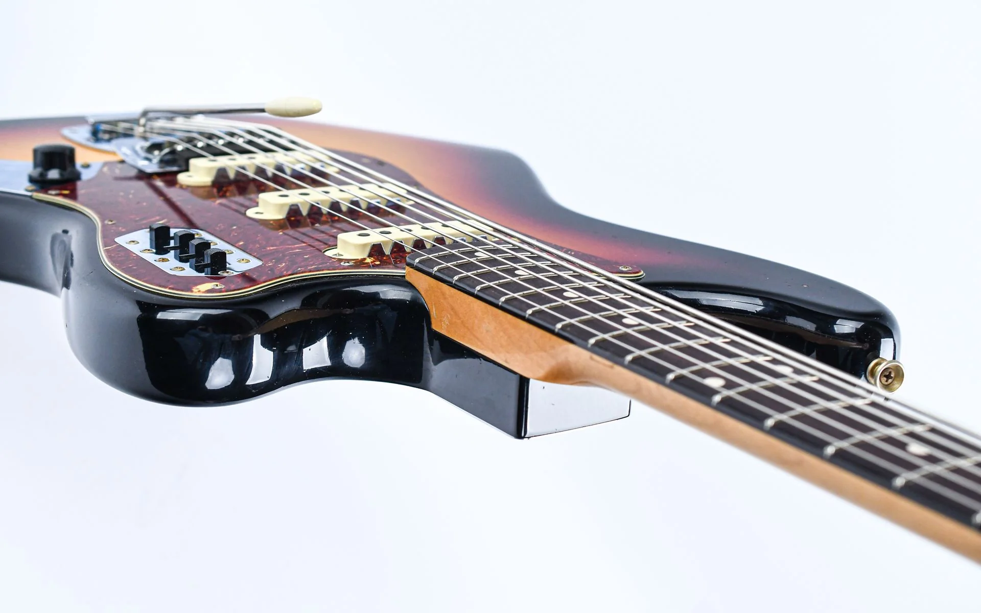 Fender Custom Shop Bass VI 3 Tone Sunburst Journeyman Relic - Image 10