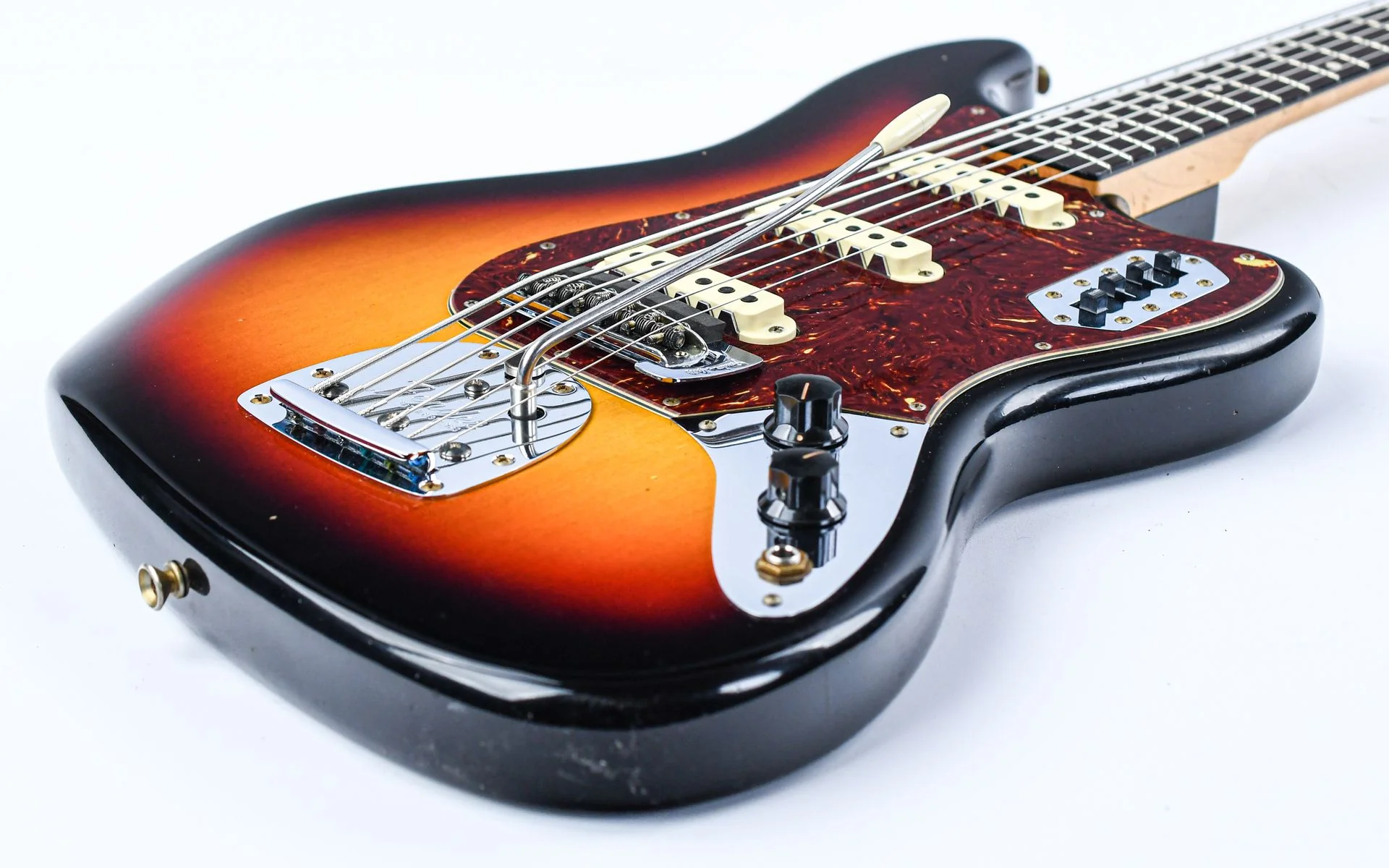 Fender Custom Shop Bass VI 3 Tone Sunburst Journeyman Relic - Image 11