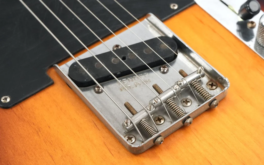 Fender Road Worn 50s Telecaster 2 Color Sunburst 2008 - Image 8
