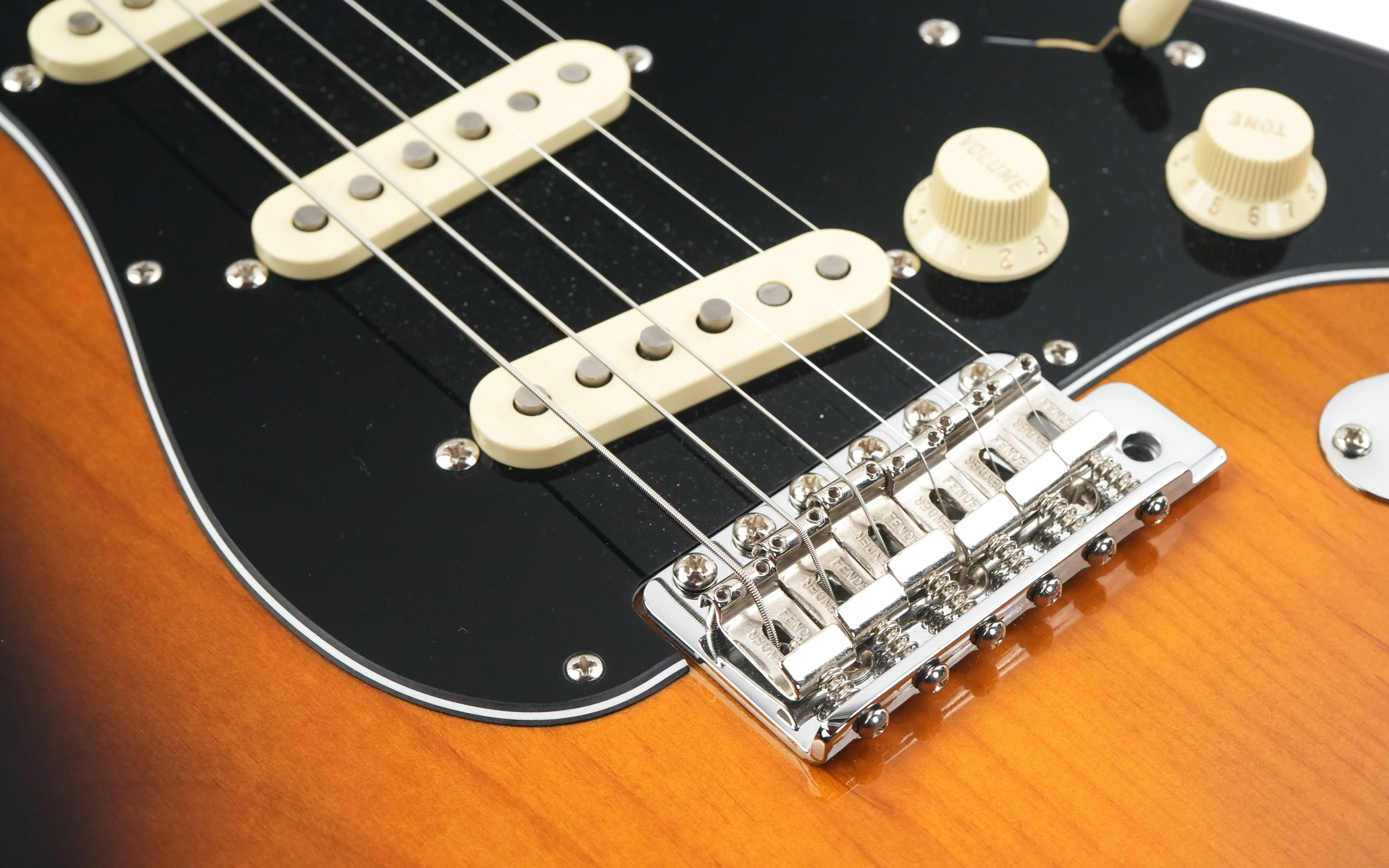 Fender Stratocaster Eric Johnson Sunburst 2024 - Image 8