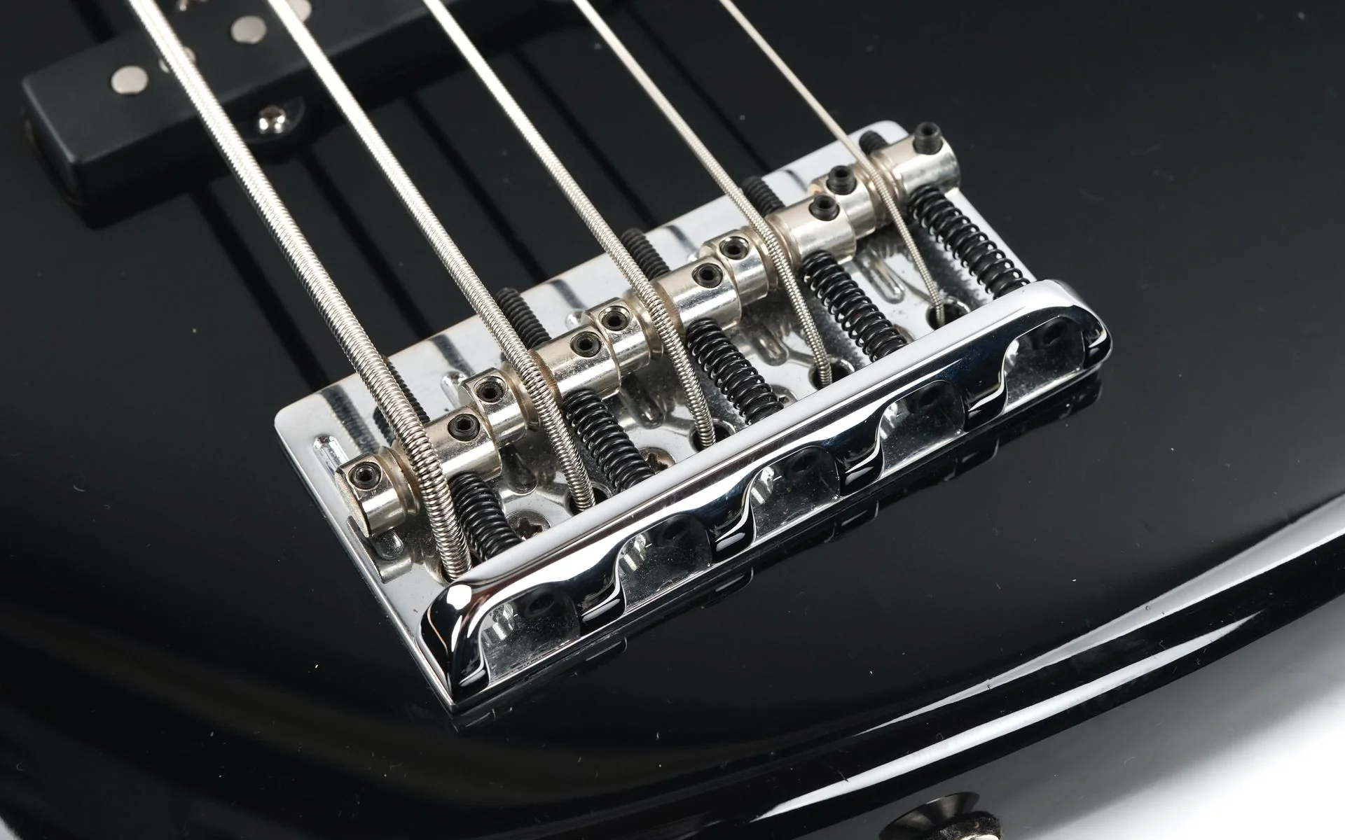 Fender USA Jazz Bass 5 Black 2009 - Image 7