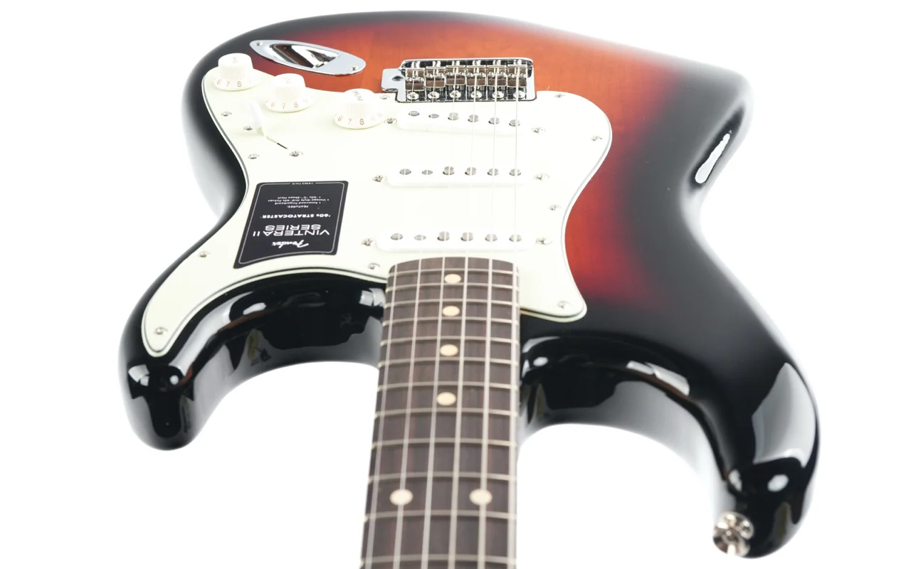 Fender Vintera II 60s Stratocaster 3 Color Sunburst RW - Image 12
