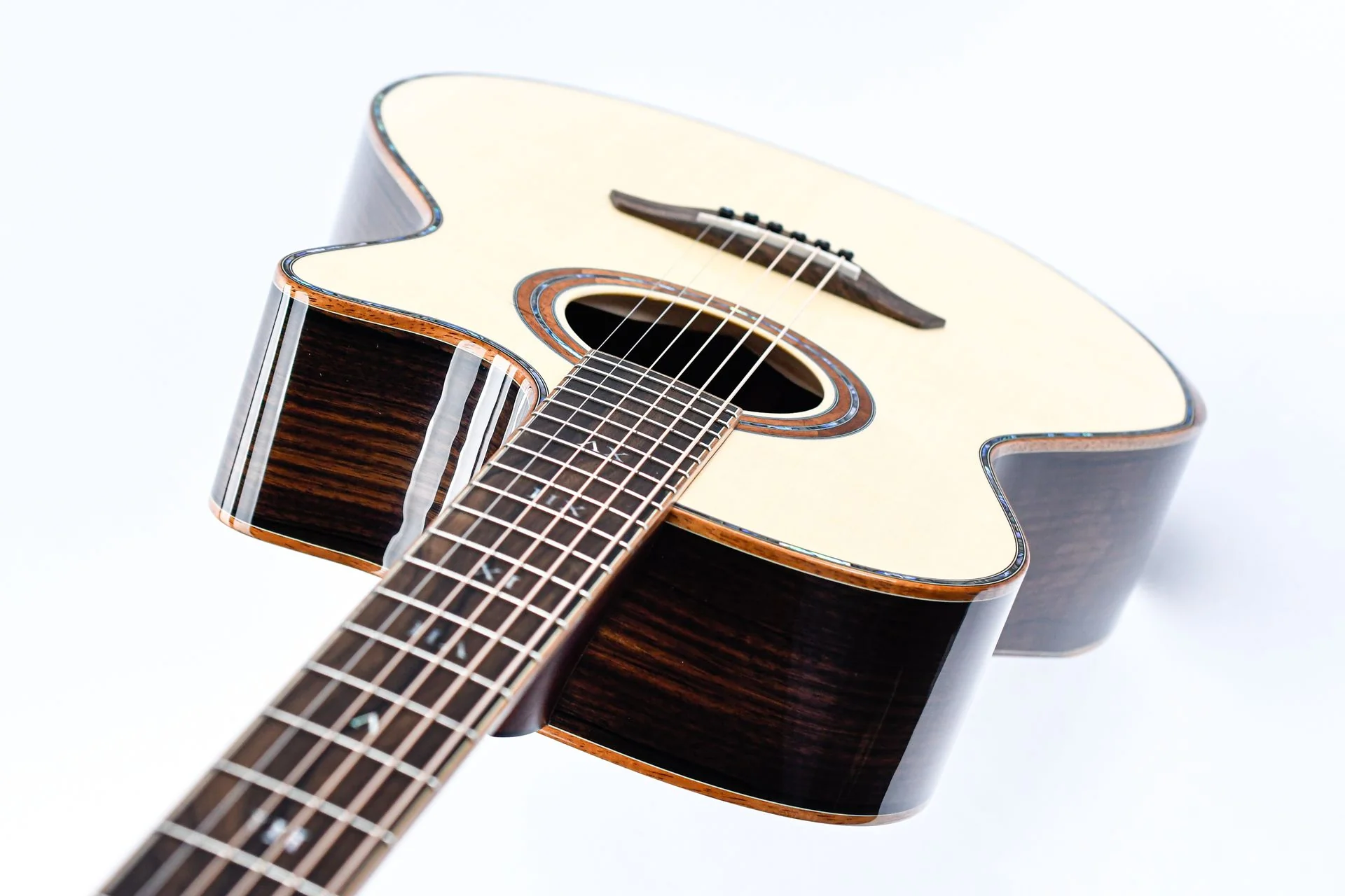 Furch Red Deluxe GC LI Alpine Spruce Malaysian Blackwood - Image 10