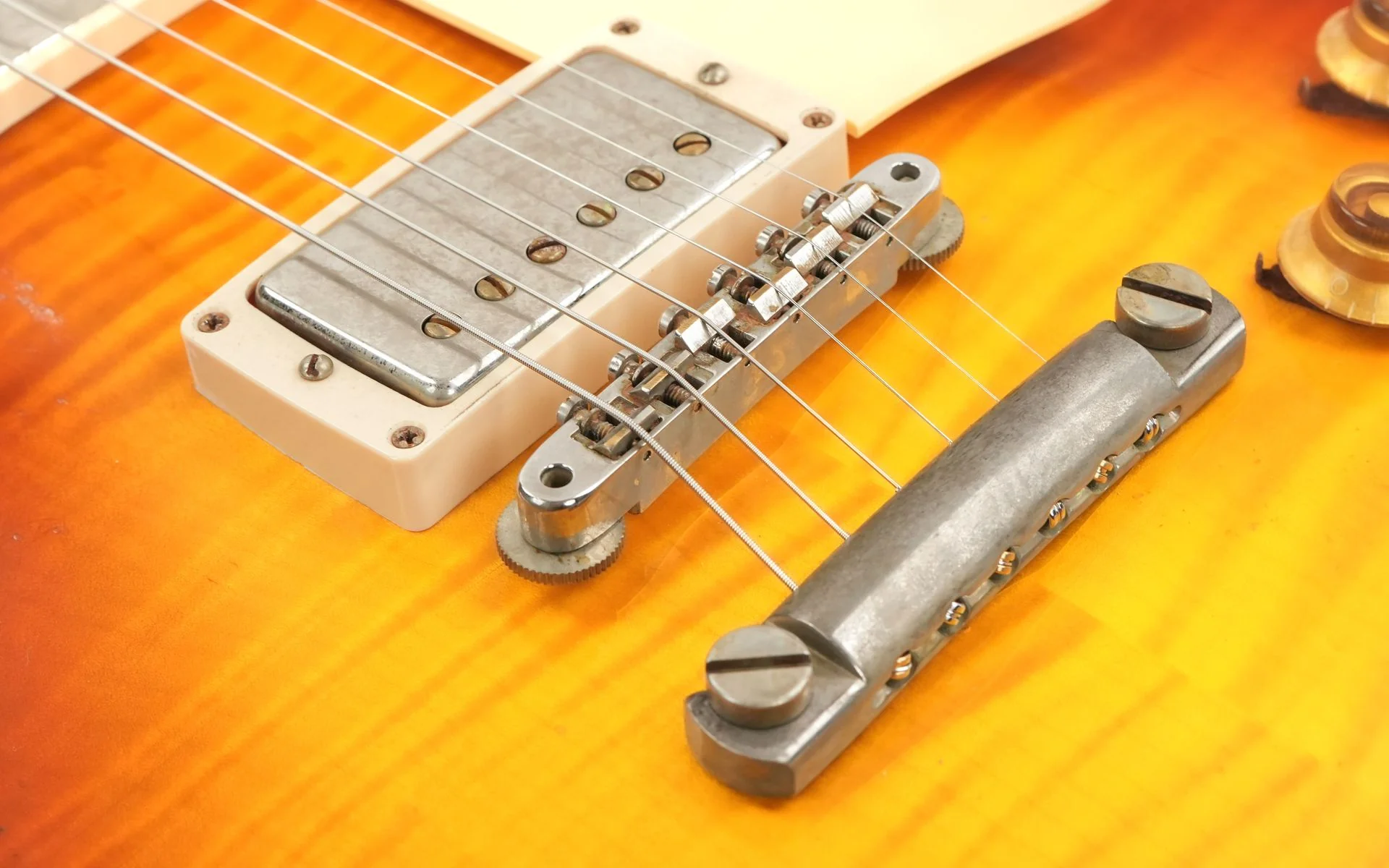 Gibson 1959 Les Paul Standard Reissue Light Aged Cherry Teaburst - Image 7