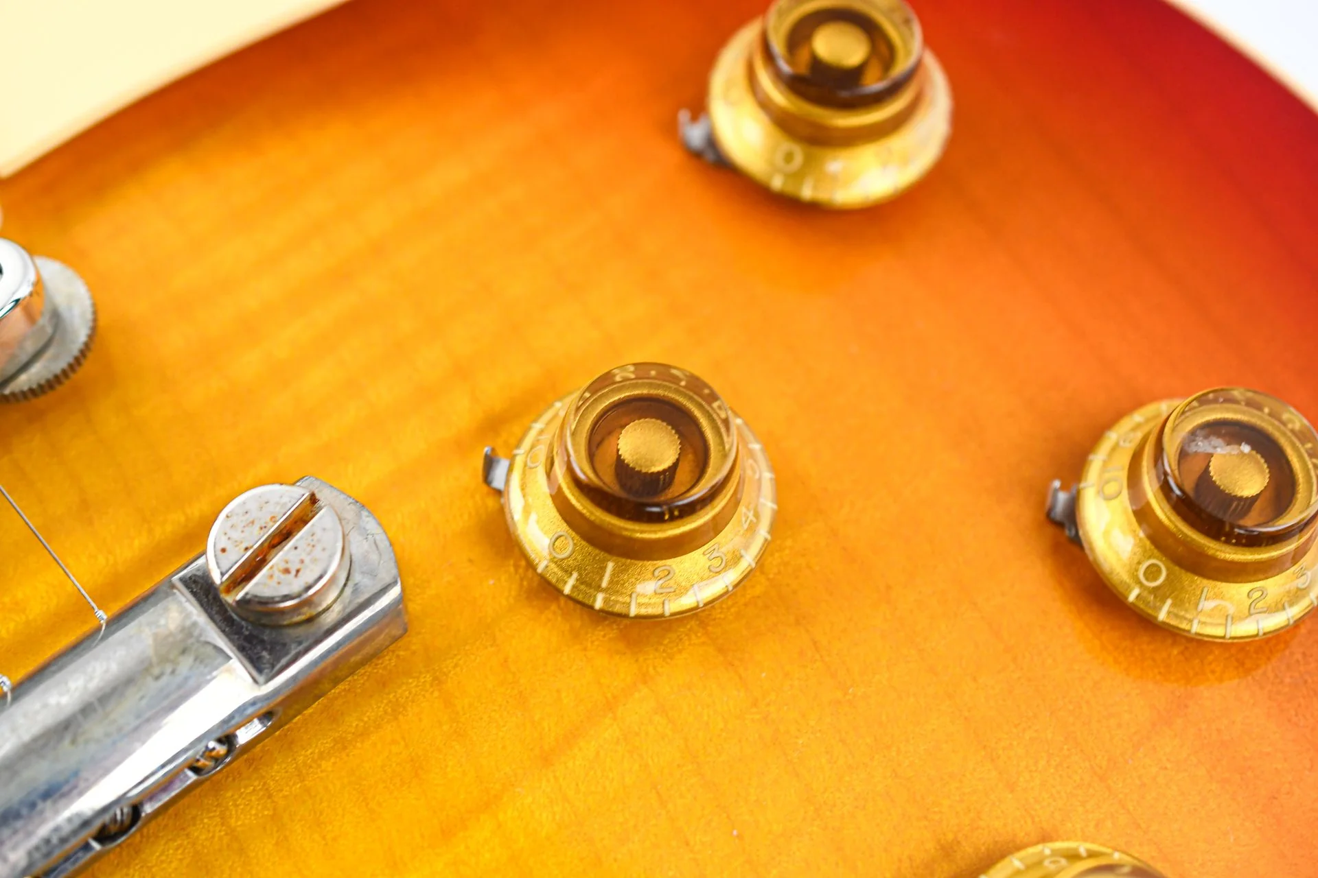 Gibson 1959 Les Paul Standard Reissue VOS Washed Cherry Sunburst - Image 17