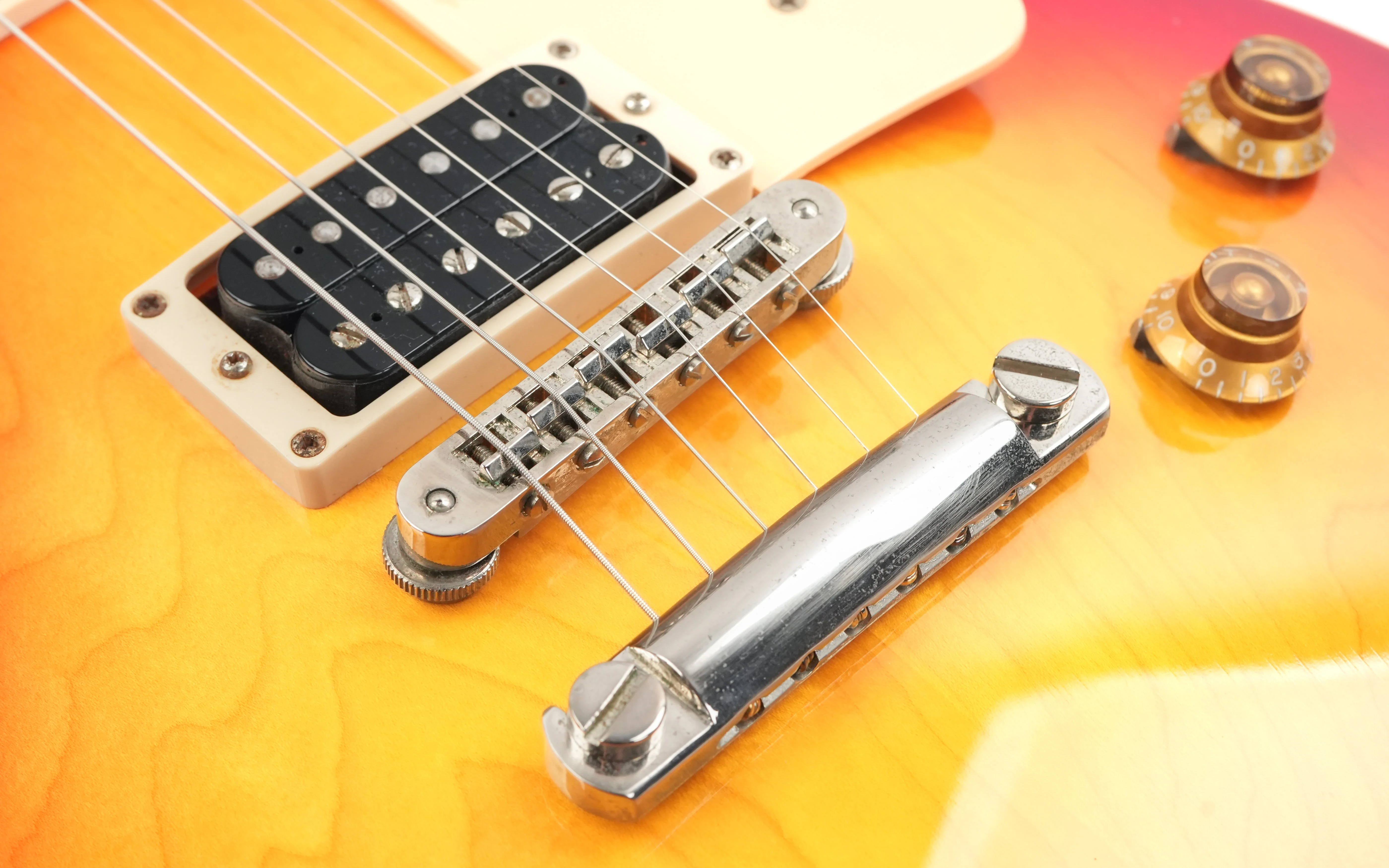 Gibson 1960 Les Paul Classic Cherry Sunburst 2004 - Image 7