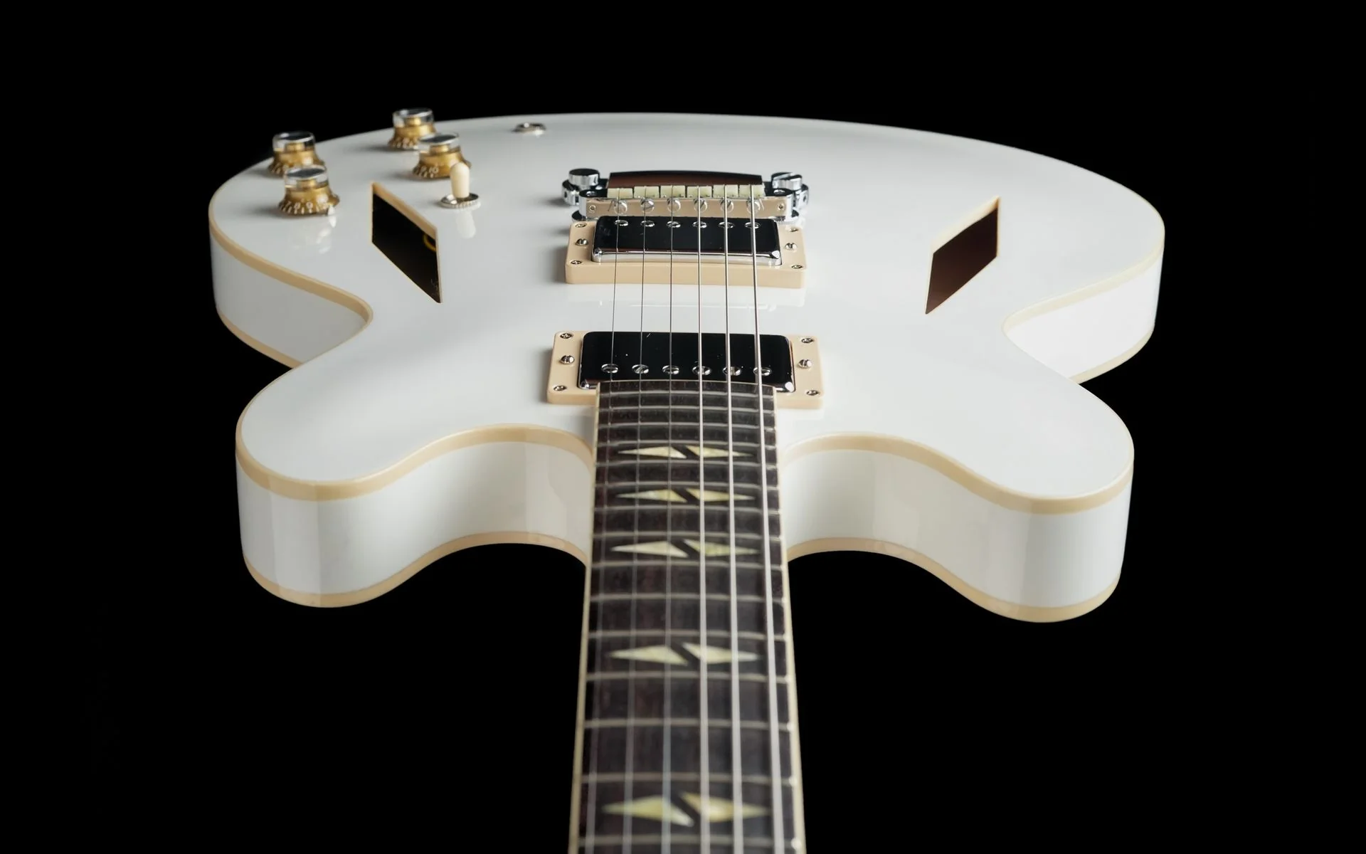 Gibson Custom Dave Grohl DG335 Alpine White Limited 37 of 50 2025 - Image 13