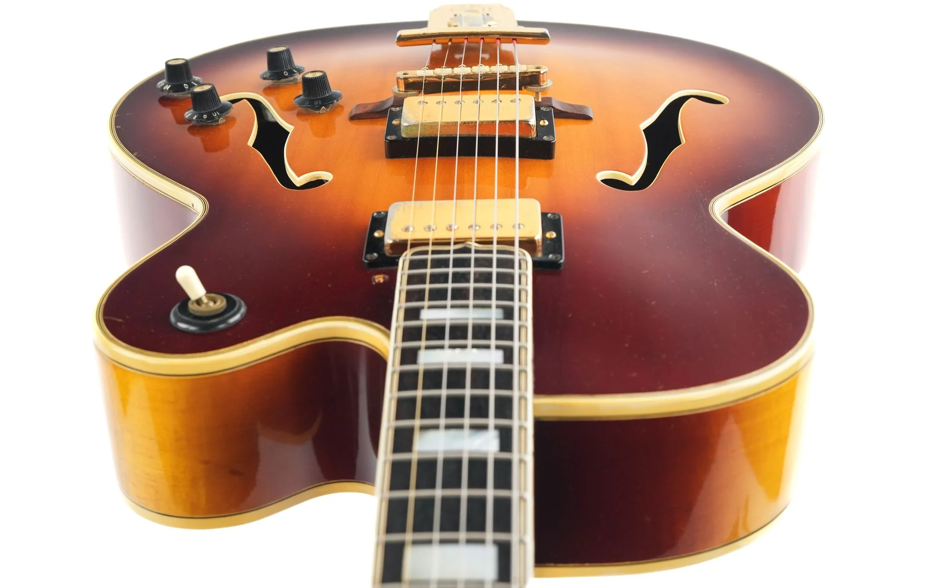 Gibson L5CES Sunburst 1972 - Image 13