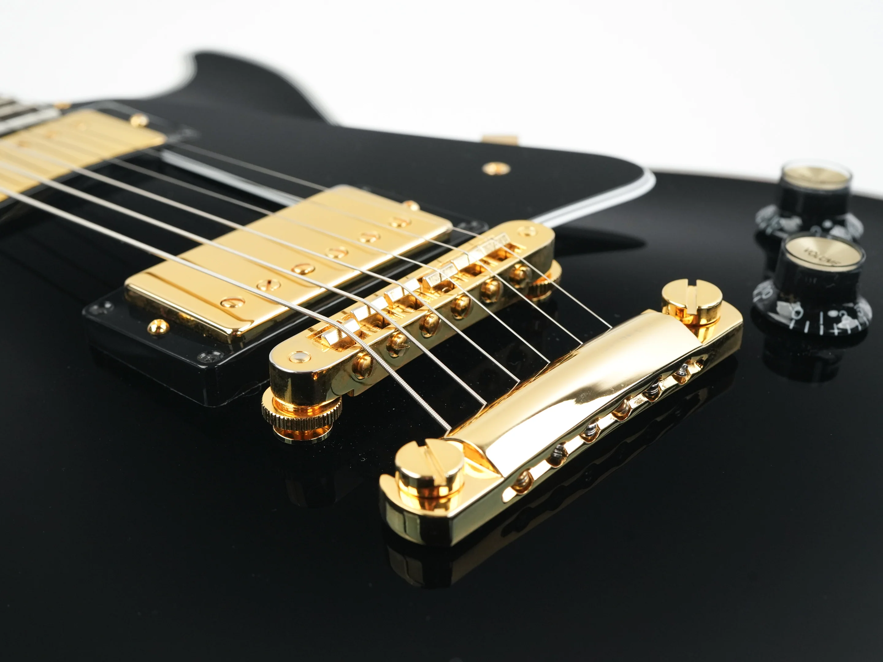 Gibson Les Paul Custom Ebony 2024 - Image 7