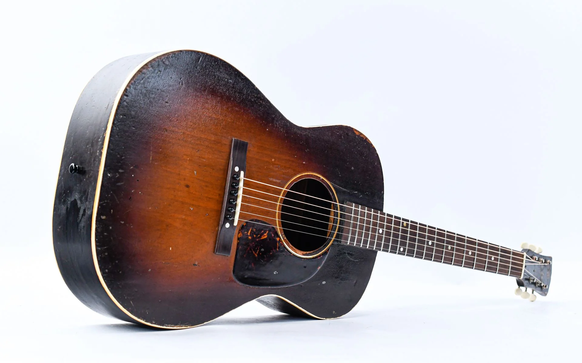 Gibson LG2 Banner Hogtop Satin Sunburst 1942 - Image 16