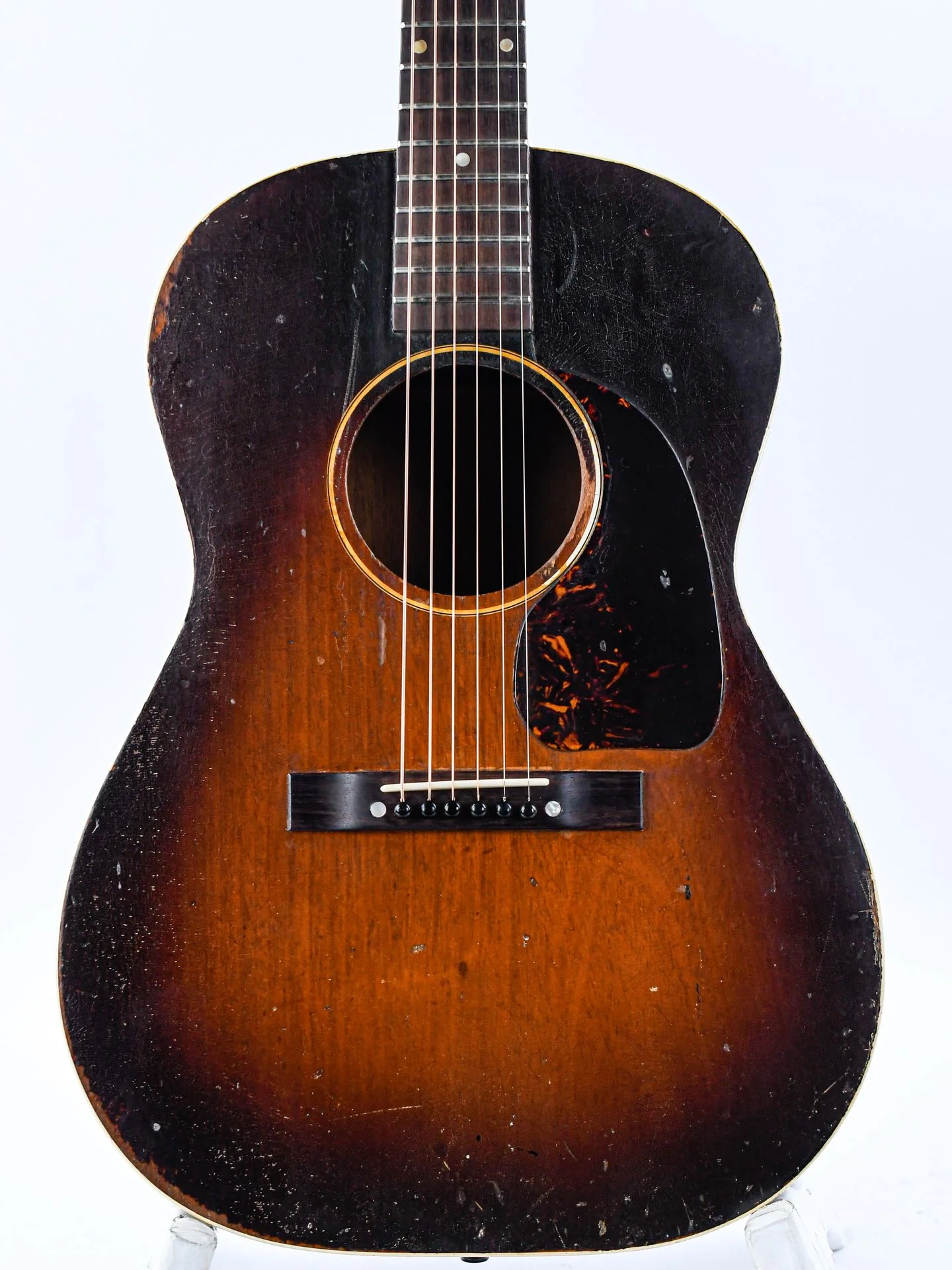 Gibson LG2 Banner Hogtop Satin Sunburst 1942 - Image 5