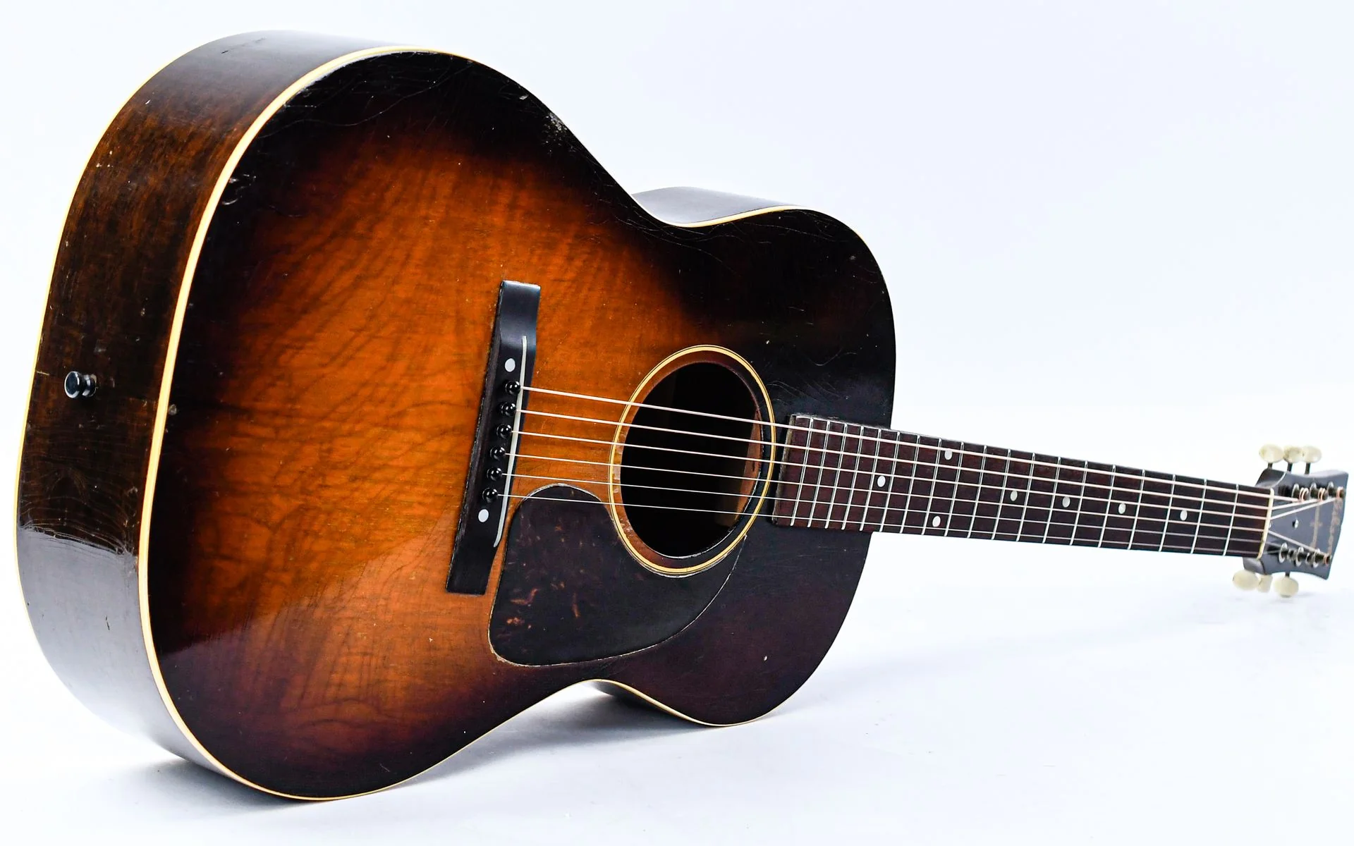 Gibson LG2 Banner Hogtop Sunburst 1944 - Image 12