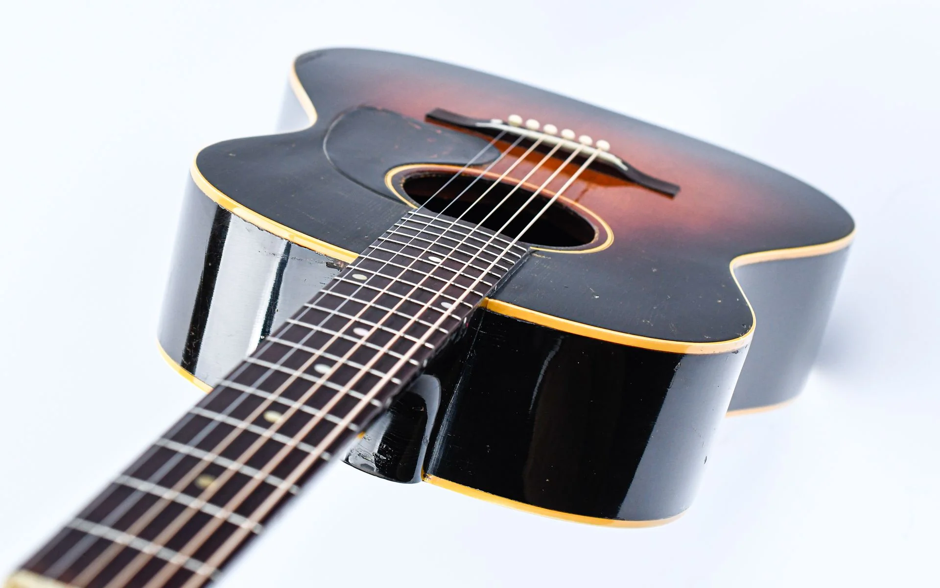 Gibson LG2 Banner Maple 1944 - Image 10