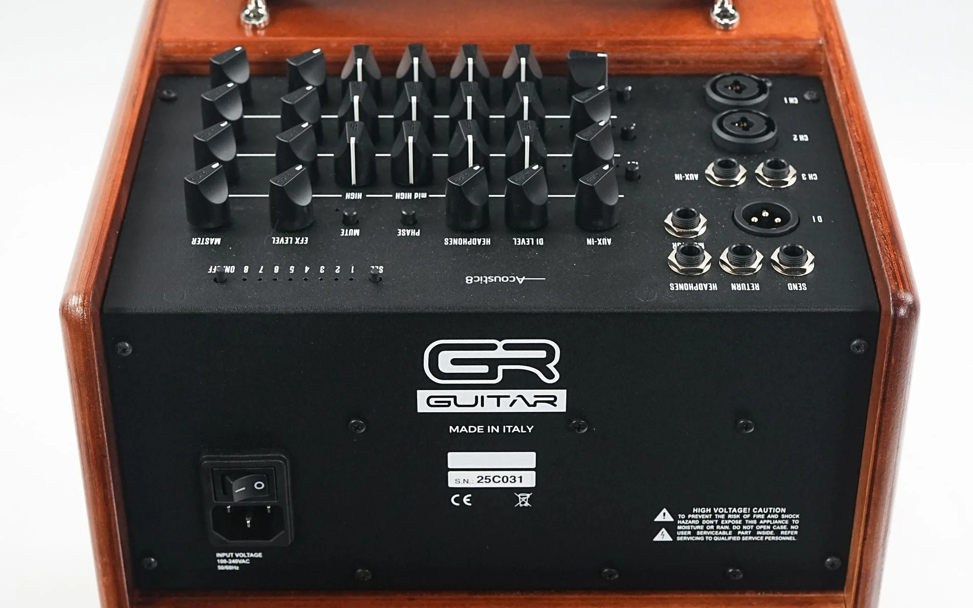 GR Guitar WD Acoustic 8 Combo - Image 6