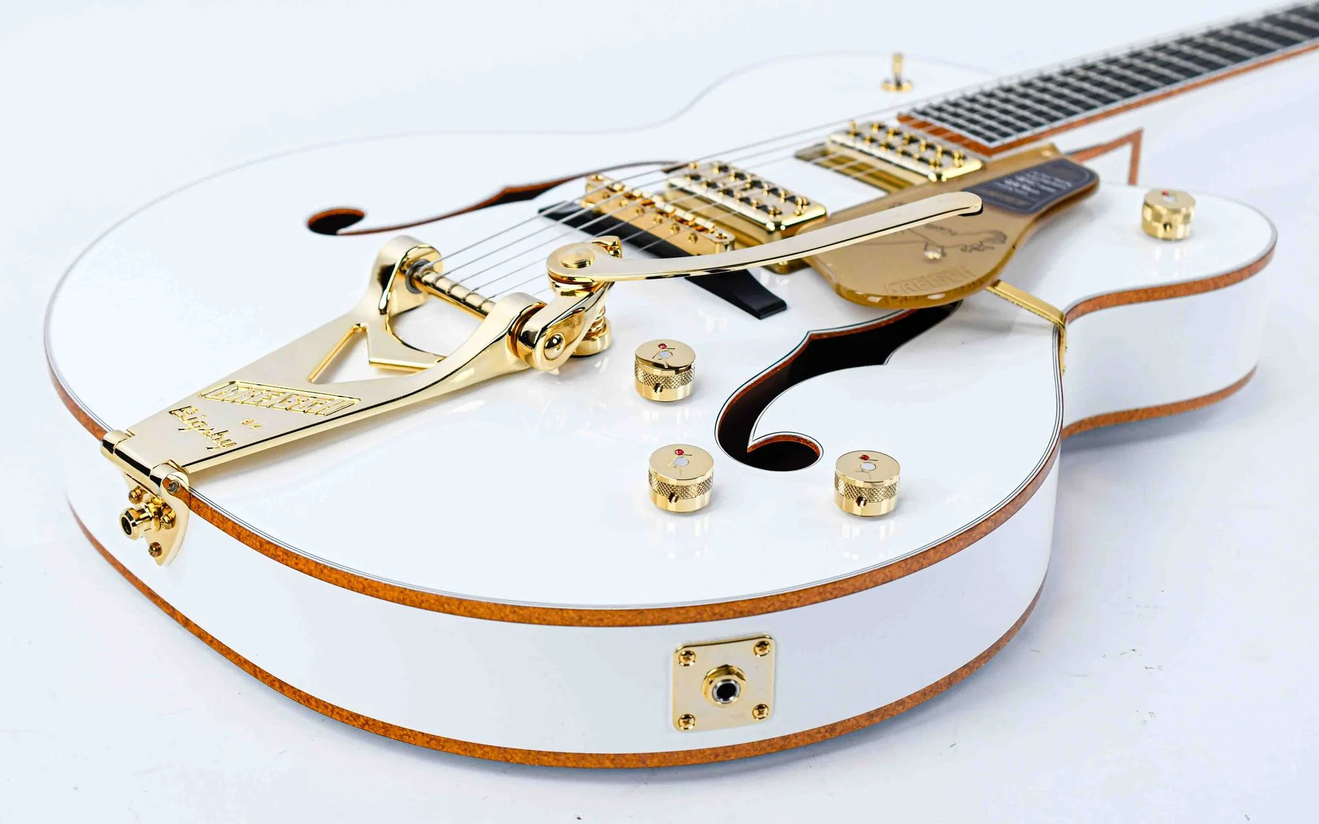 Gretsch Falcon Hollow Body String-Thru Bigsby White - Image 11