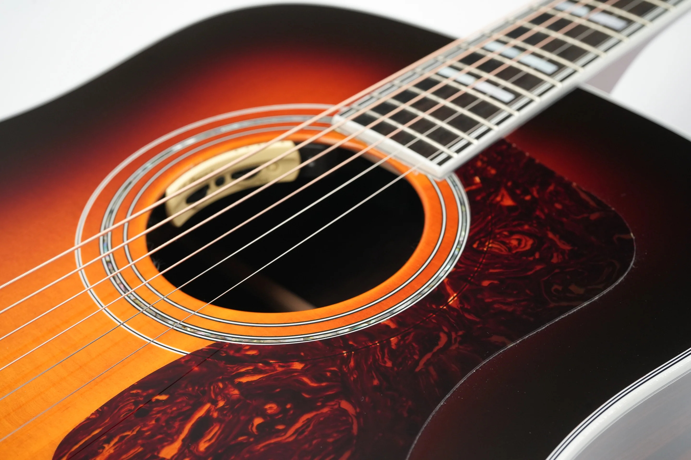 Guild D55e Antique Burst 2024 - Image 12