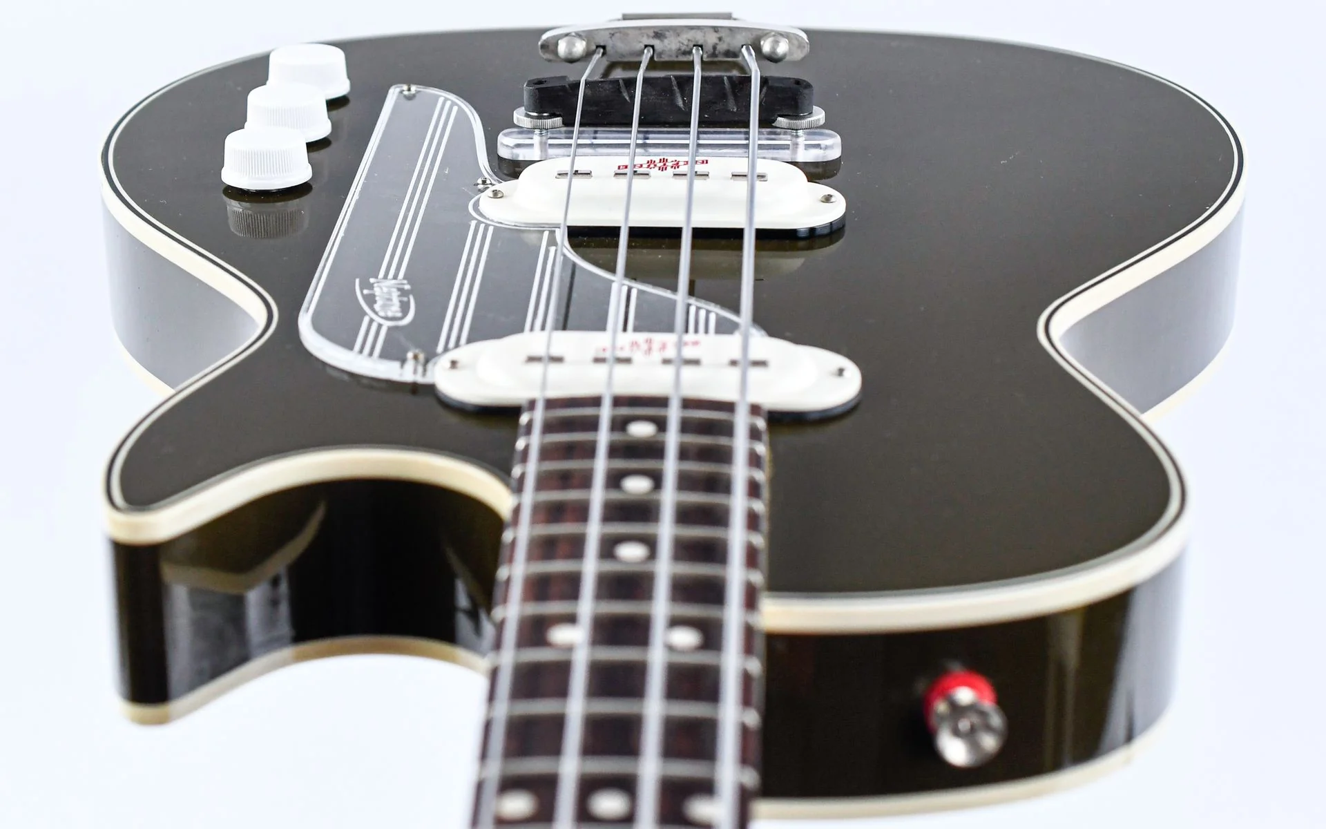 Gun Guitars Neptune Bass Olive Drab - Image 13