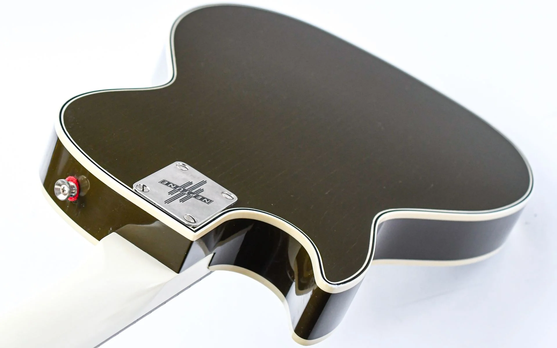 Gun Guitars Neptune Bass Olive Drab - Image 9