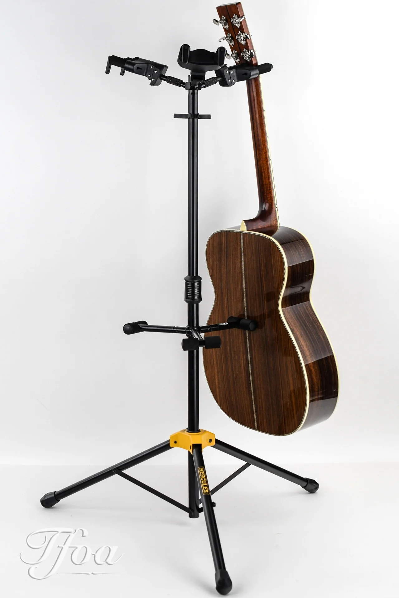 Hercules GS432 B Plus 3-Guitar Stand - Image 2